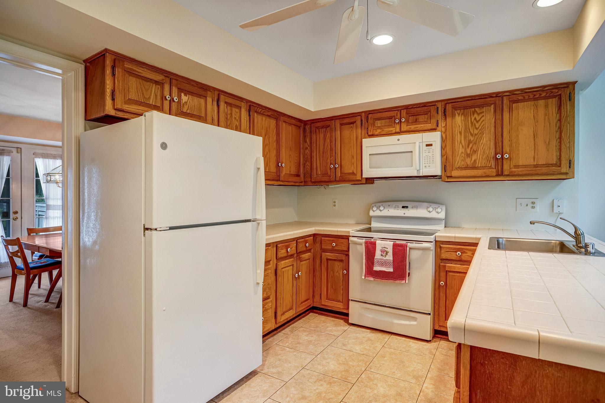 HIGHLAND HALL - Residential