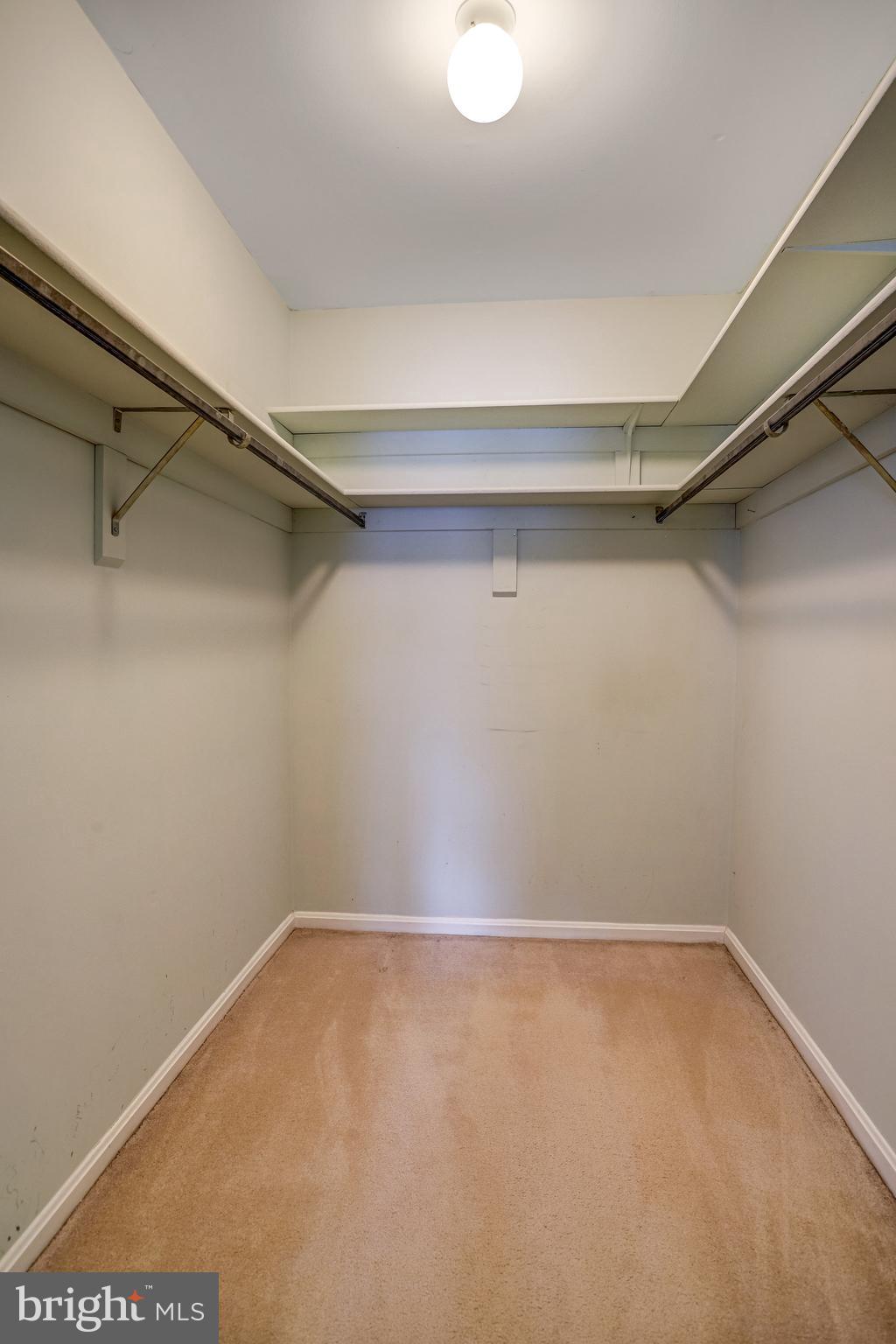 HIGHLAND HALL - Residential