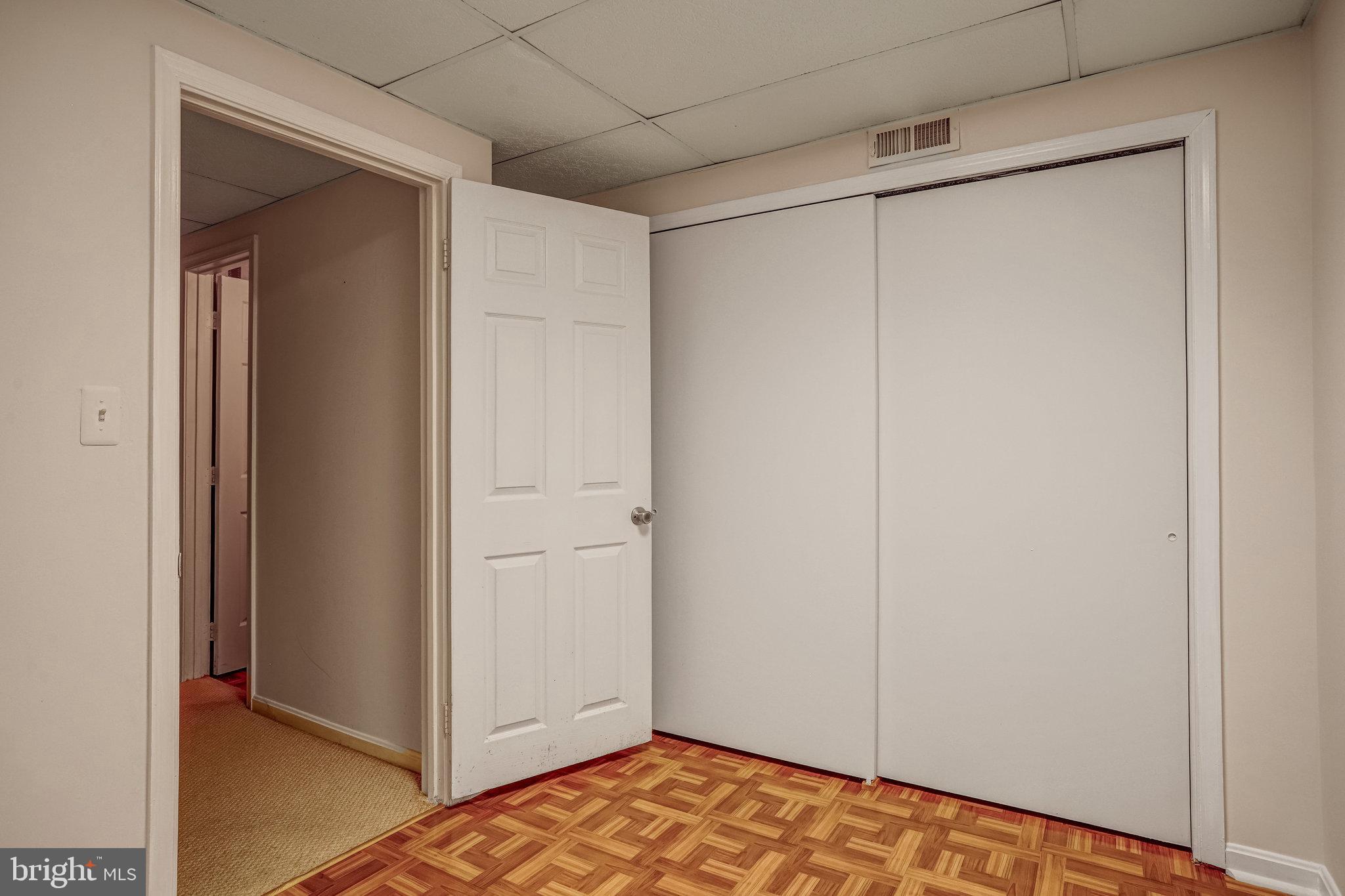 HIGHLAND HALL - Residential