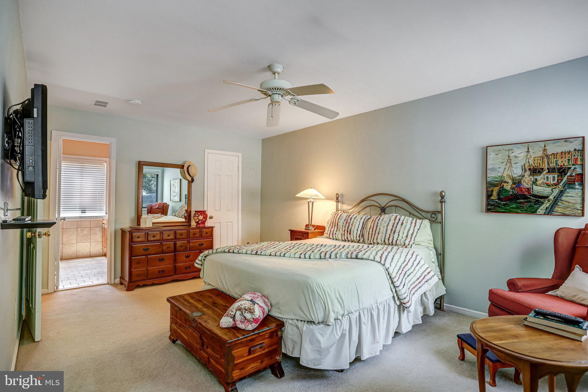 HIGHLAND HALL - Residential