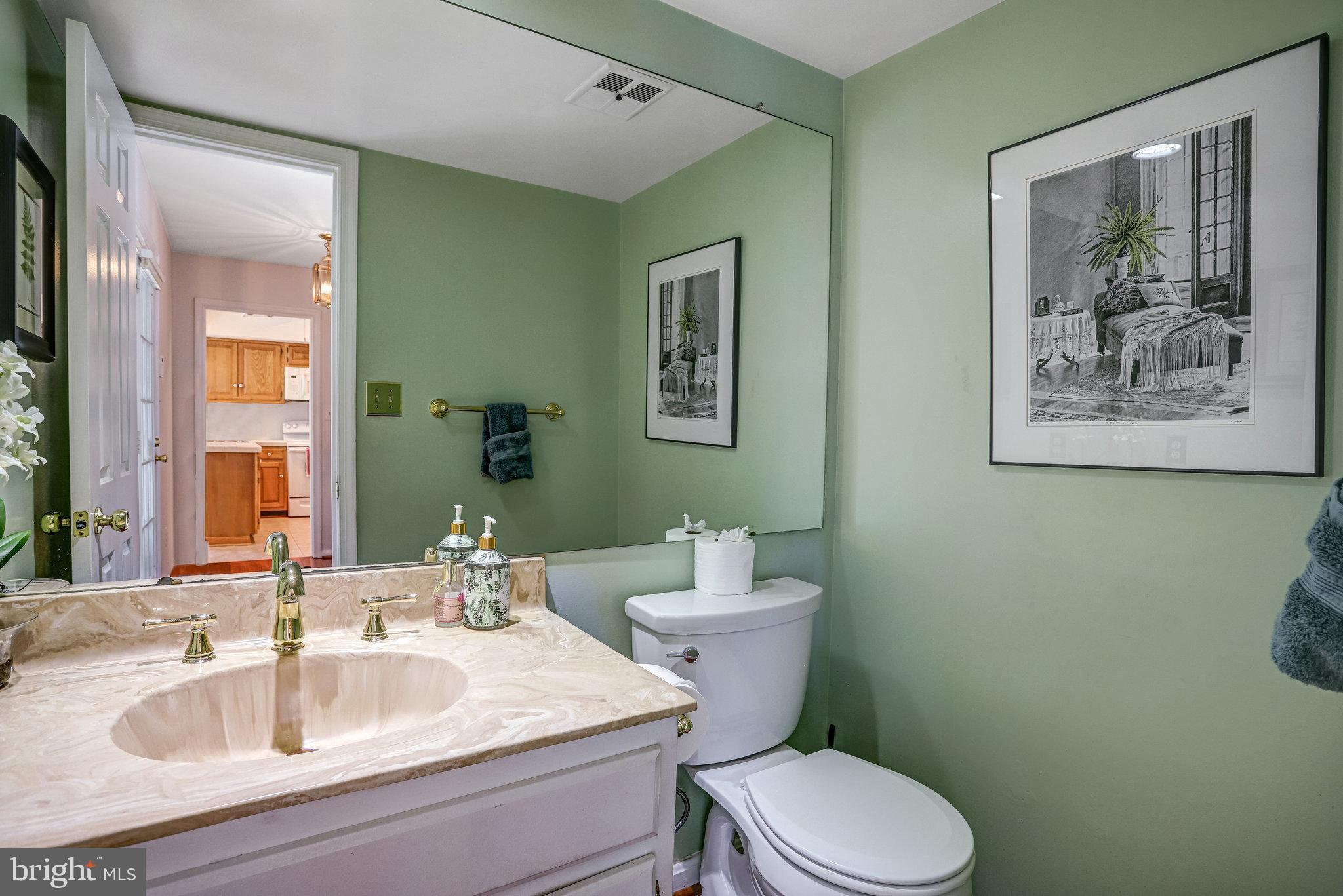 HIGHLAND HALL - Residential