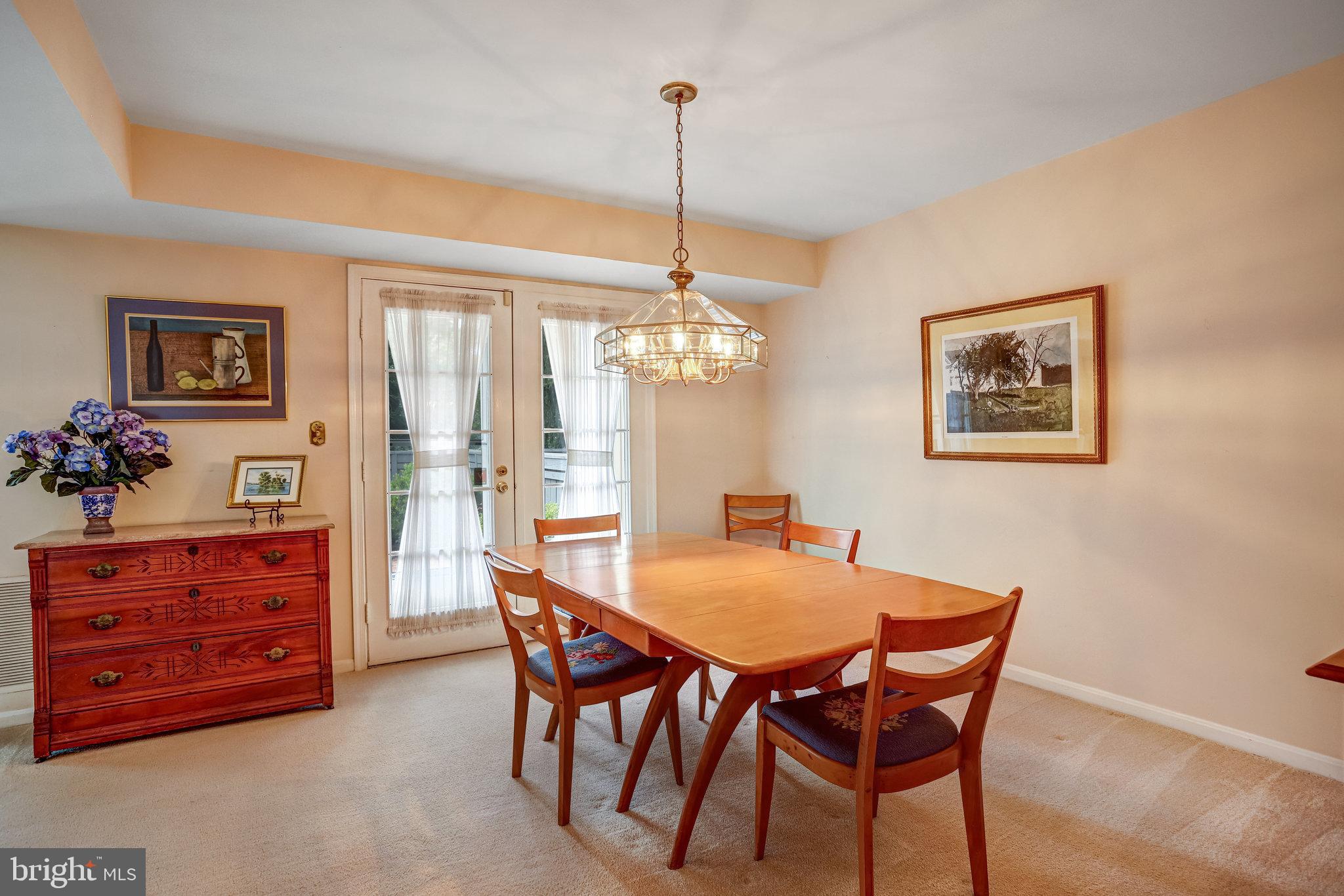 HIGHLAND HALL - Residential