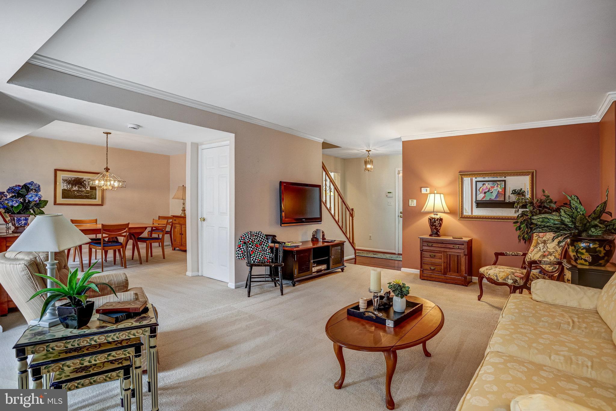 HIGHLAND HALL - Residential