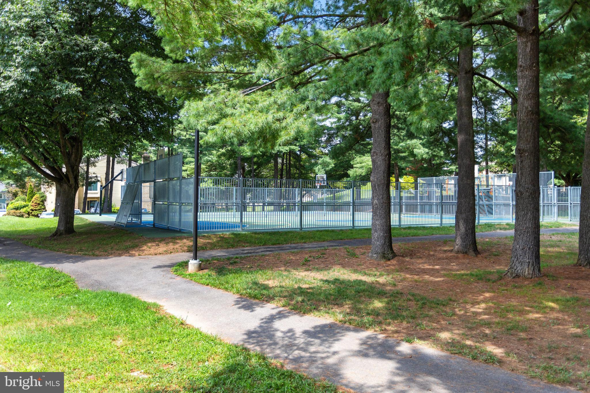 HIGHLAND HALL - Residential