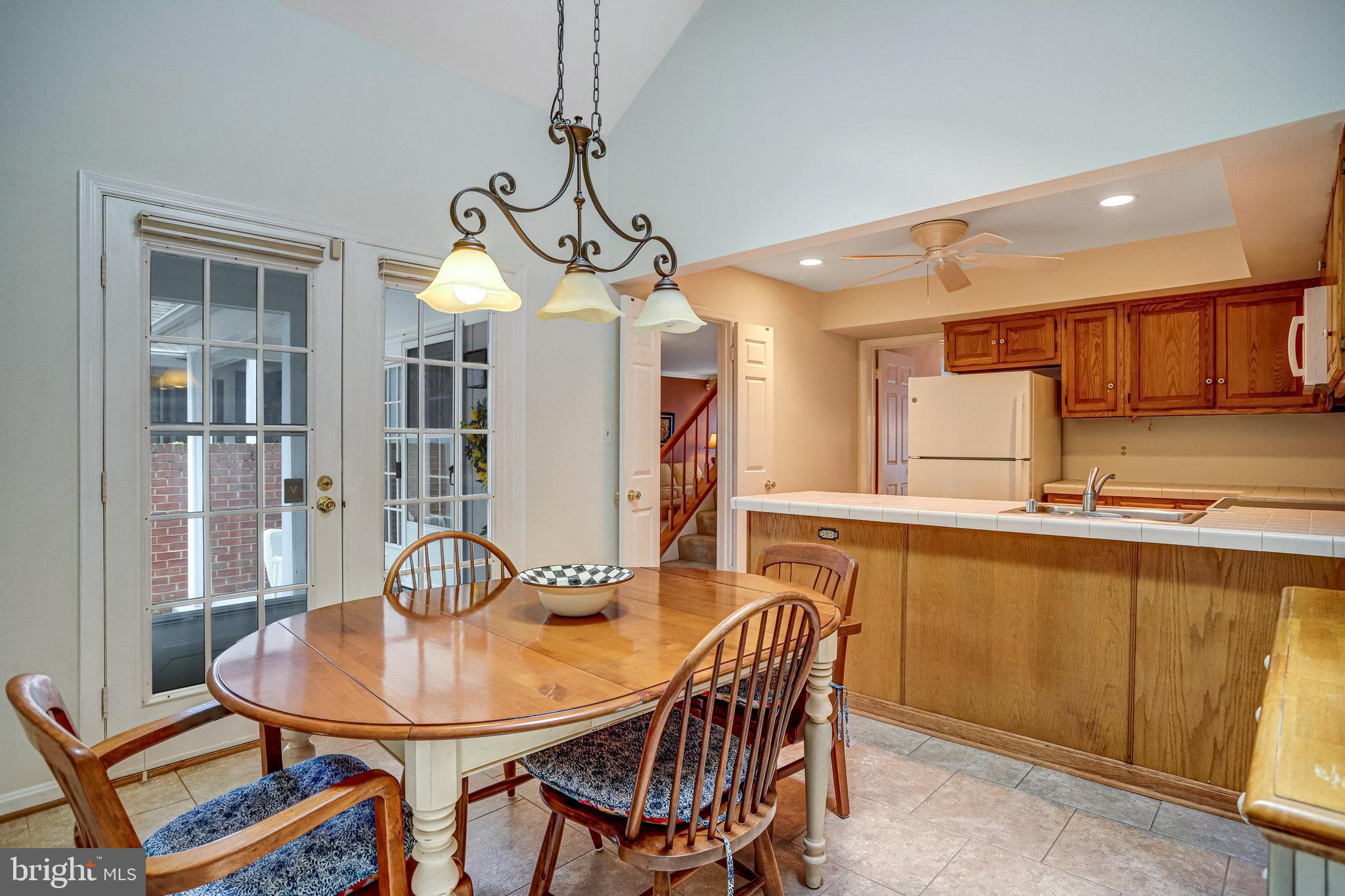 HIGHLAND HALL - Residential