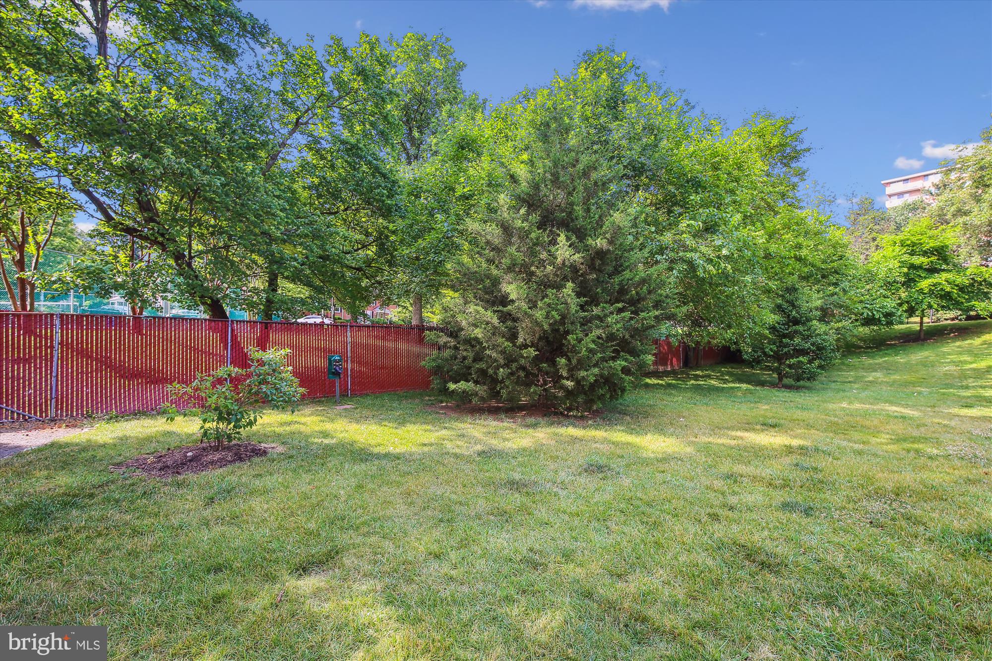 THE ARLINGTON - Residential