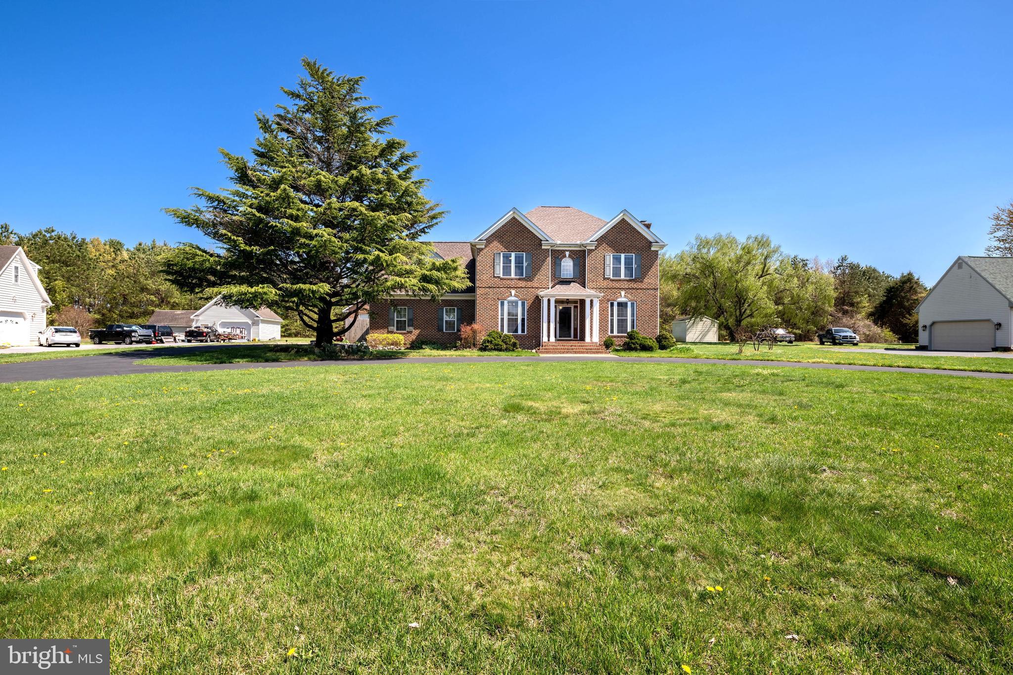 6957 AMBER FIELDS COURT