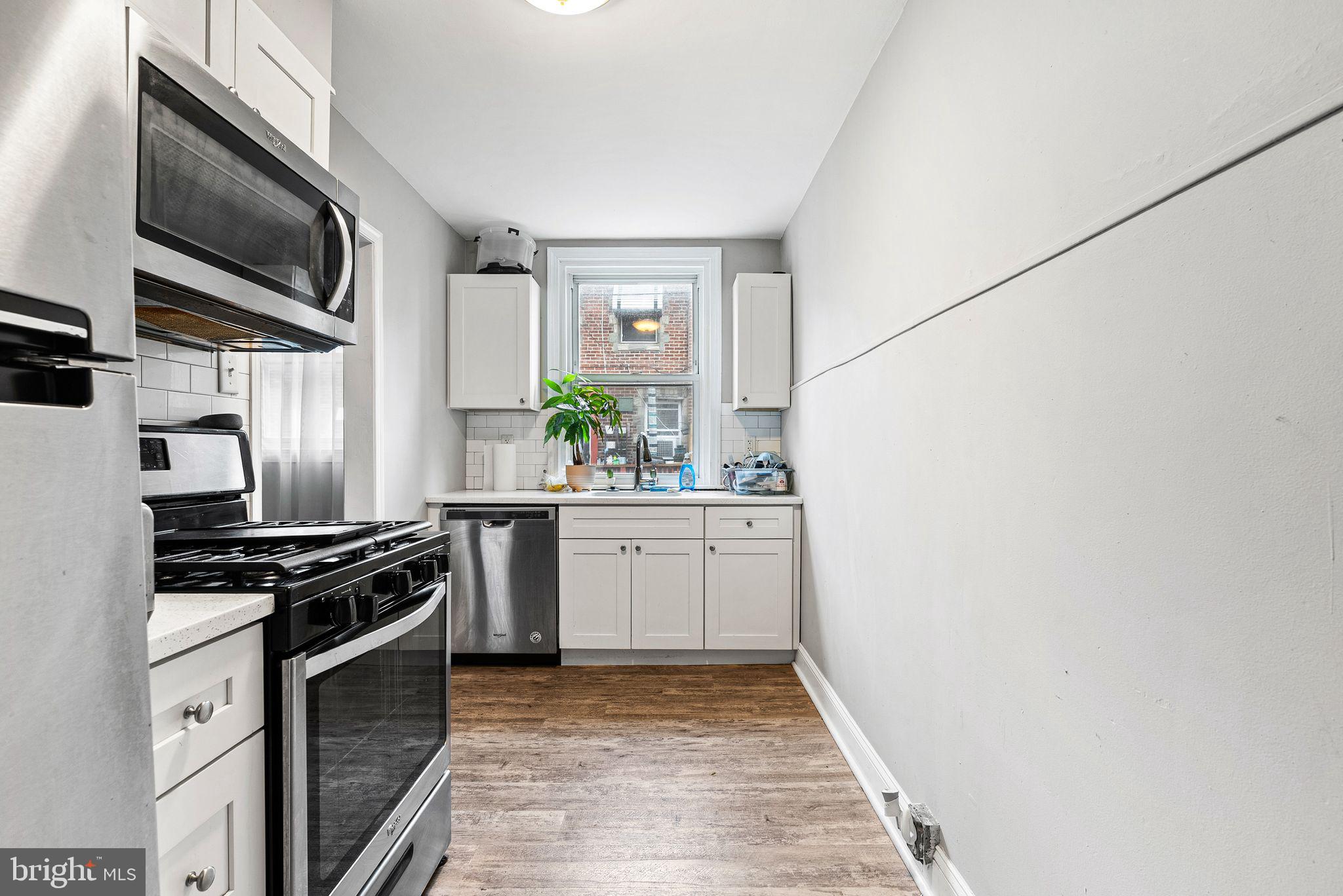 MAYFAIR (EAST) - Residential