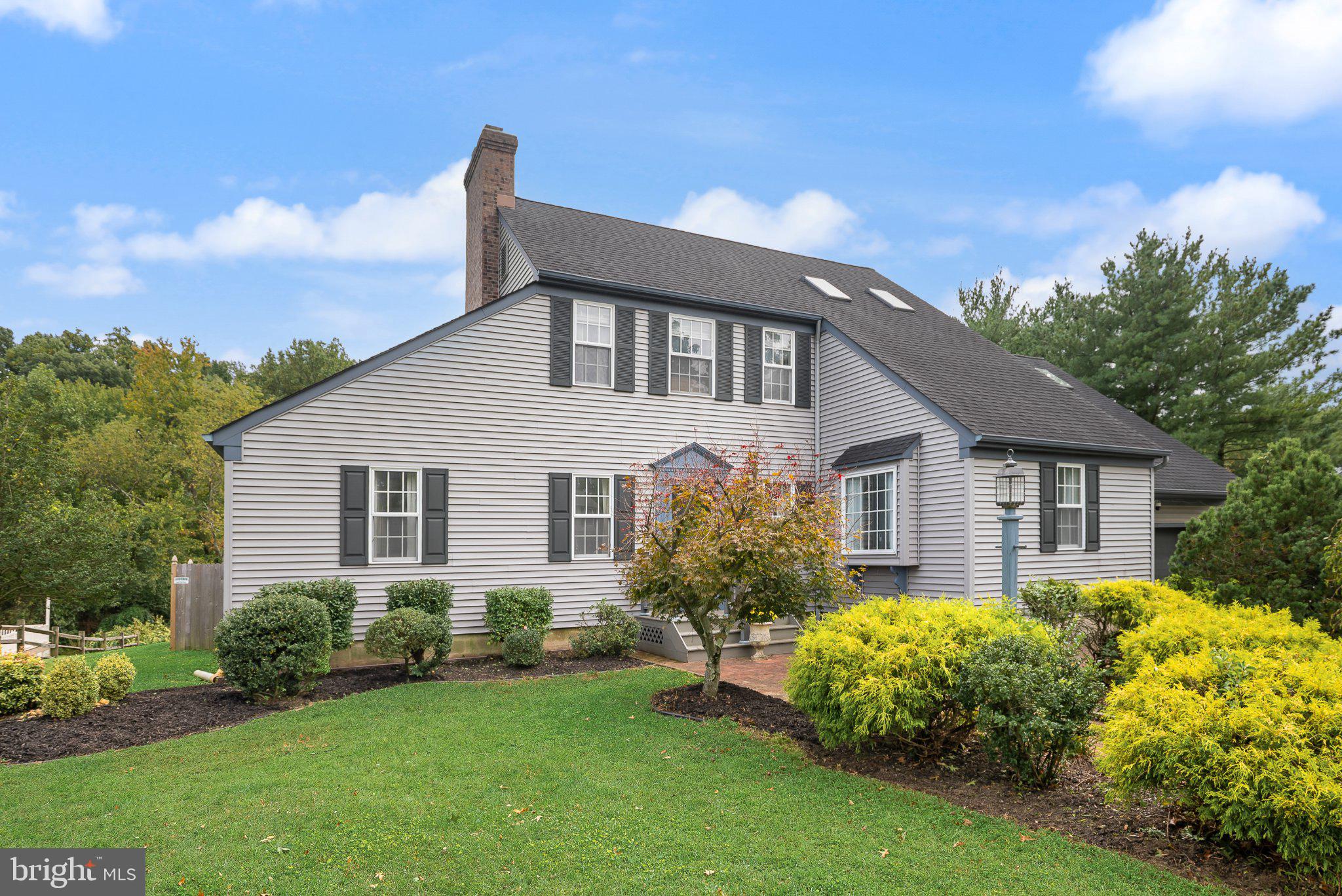 552 HEREFORD LANE
