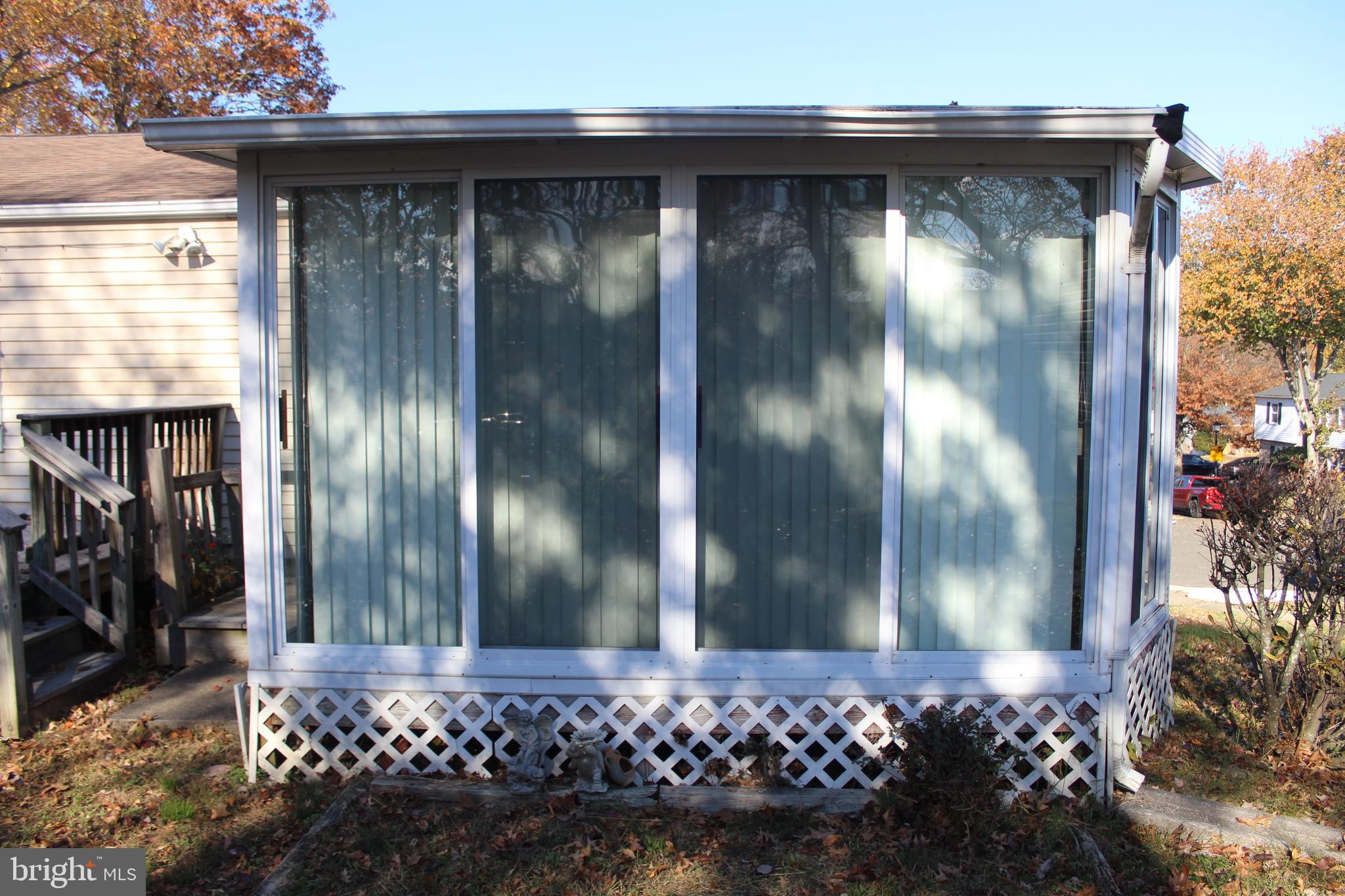 CLEARVIEW MANOR - Residential