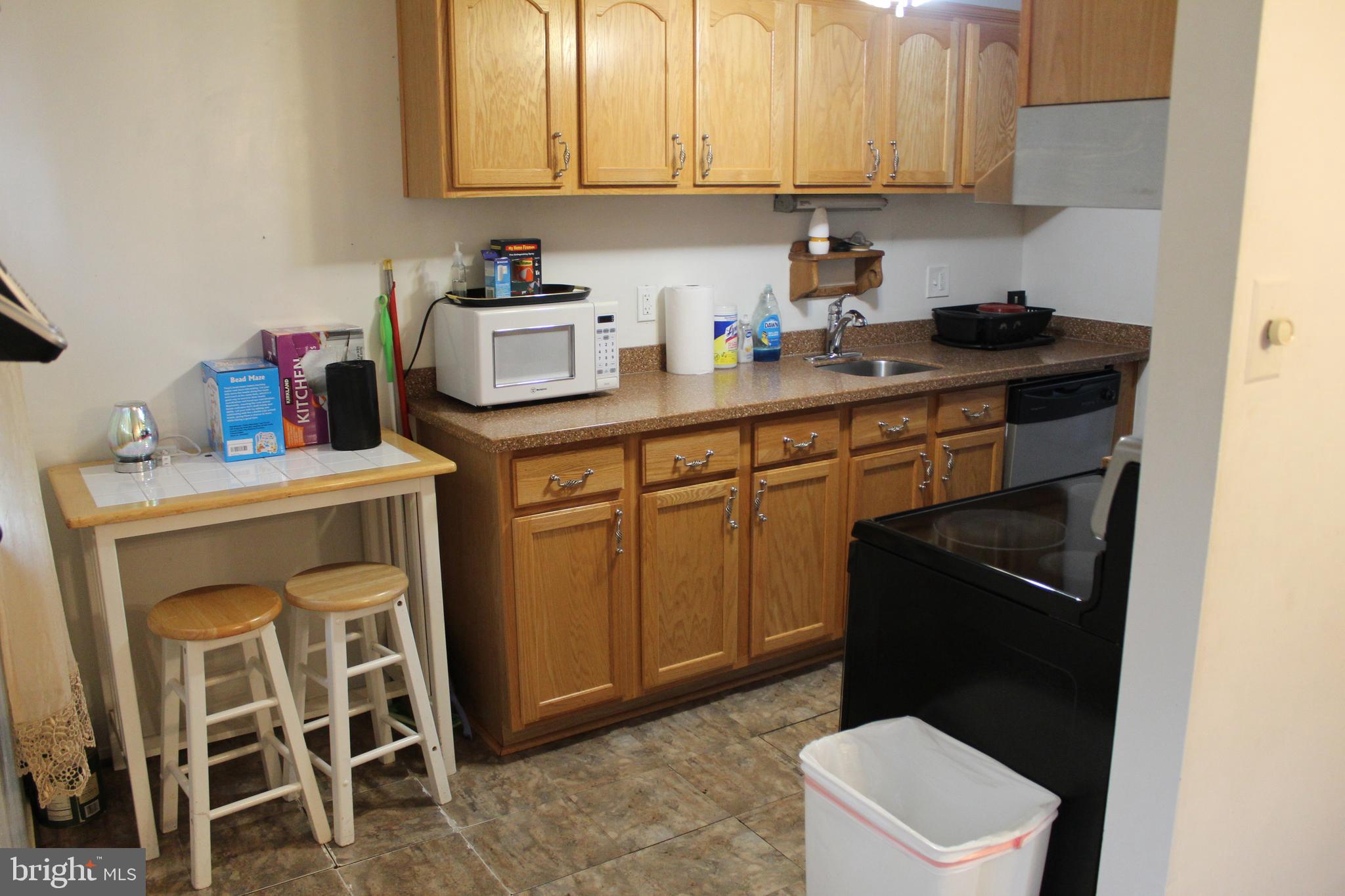 CLEARVIEW MANOR - Residential