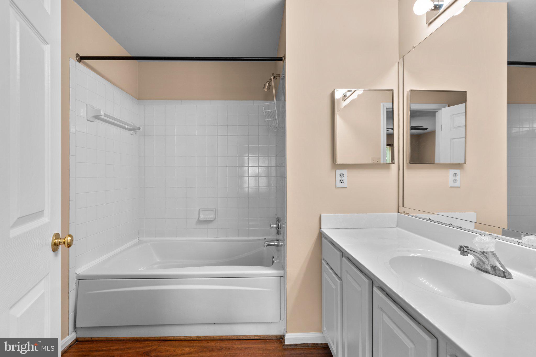 GATEWAY COMMERCE CENTER - Residential