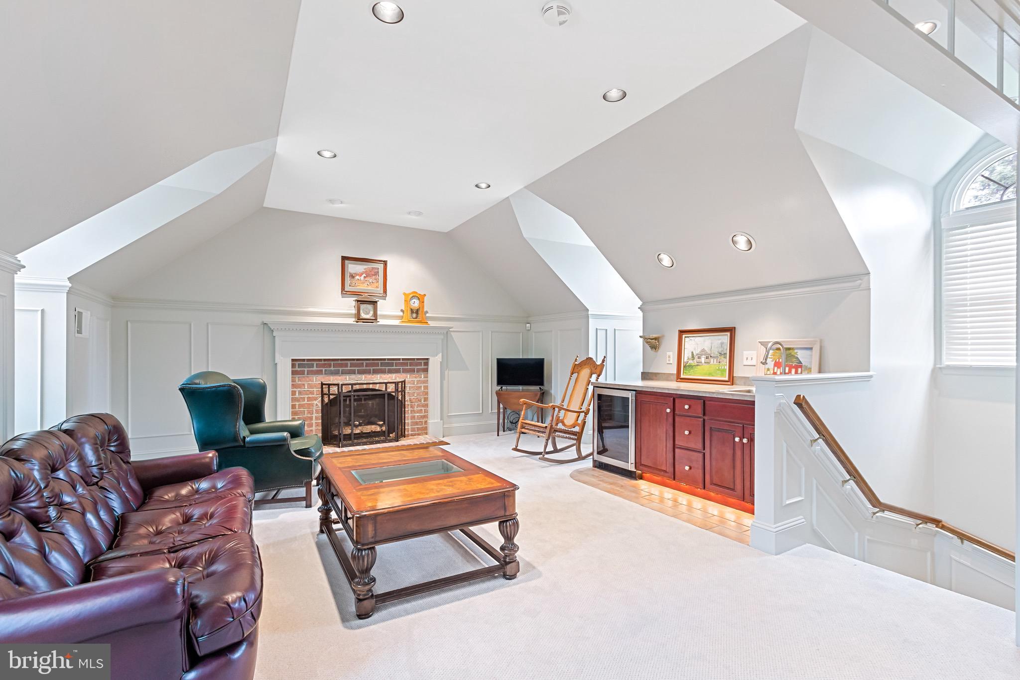 GLENANGUS - Residential