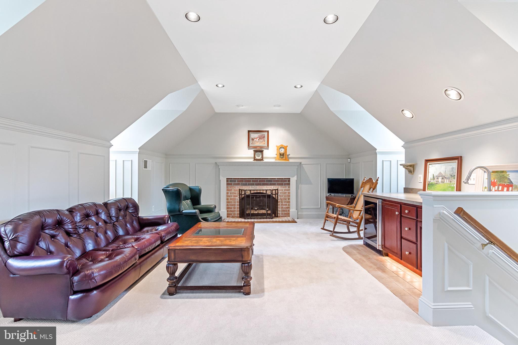 GLENANGUS - Residential