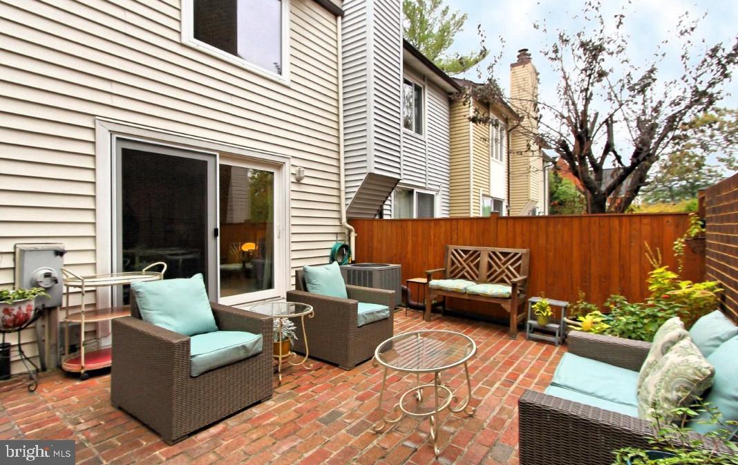 BARCROFT - Residential Lease