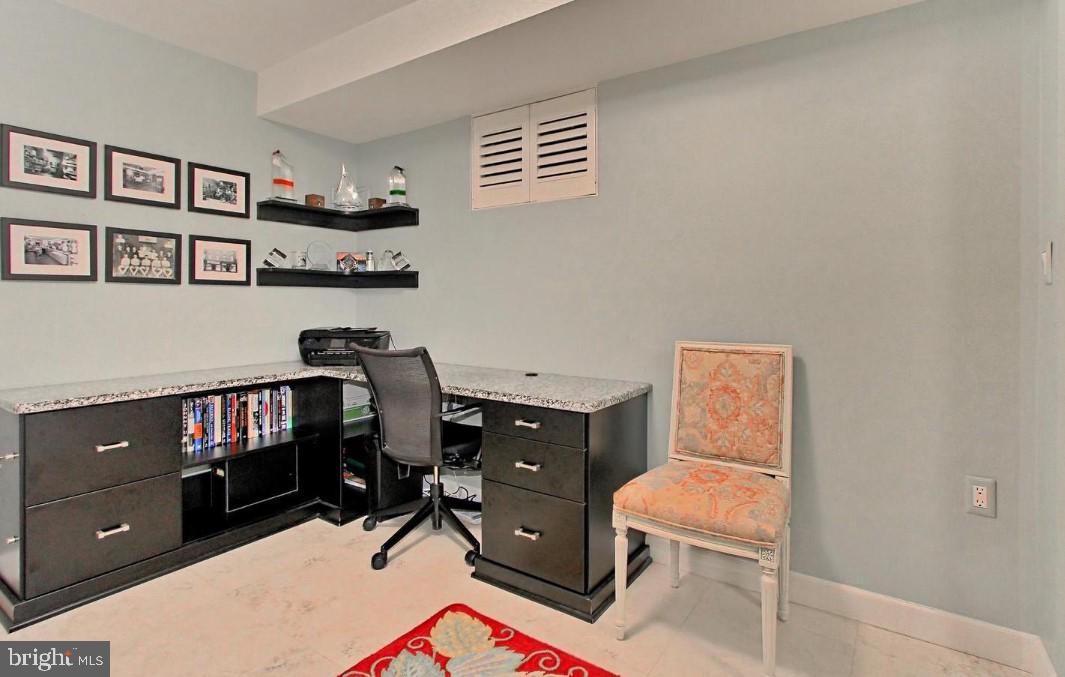 BARCROFT - Residential Lease