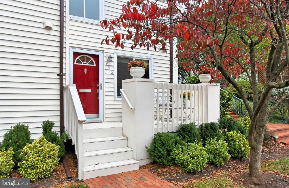 BARCROFT - Residential Lease