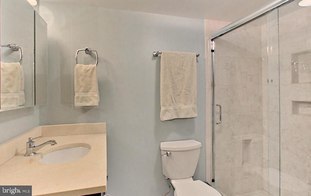 BARCROFT - Residential Lease