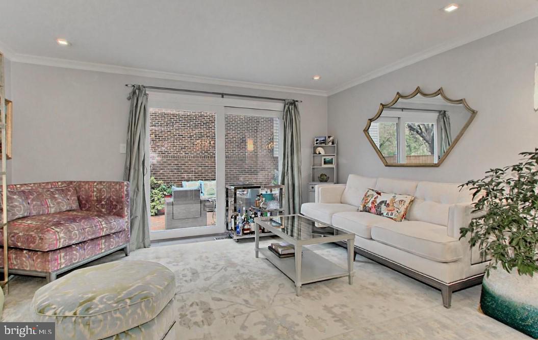 BARCROFT - Residential Lease