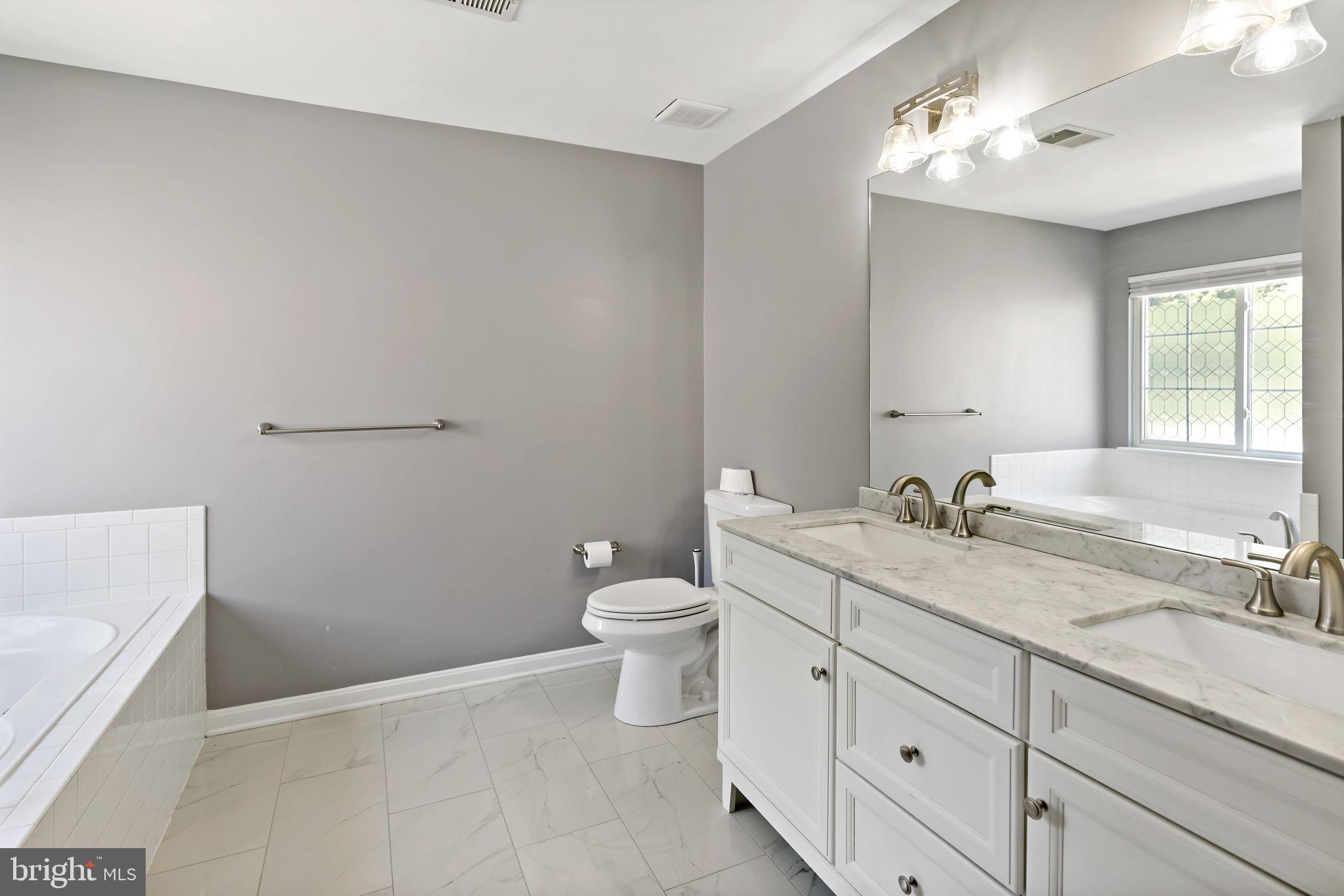 LIBERTY RUN - Residential