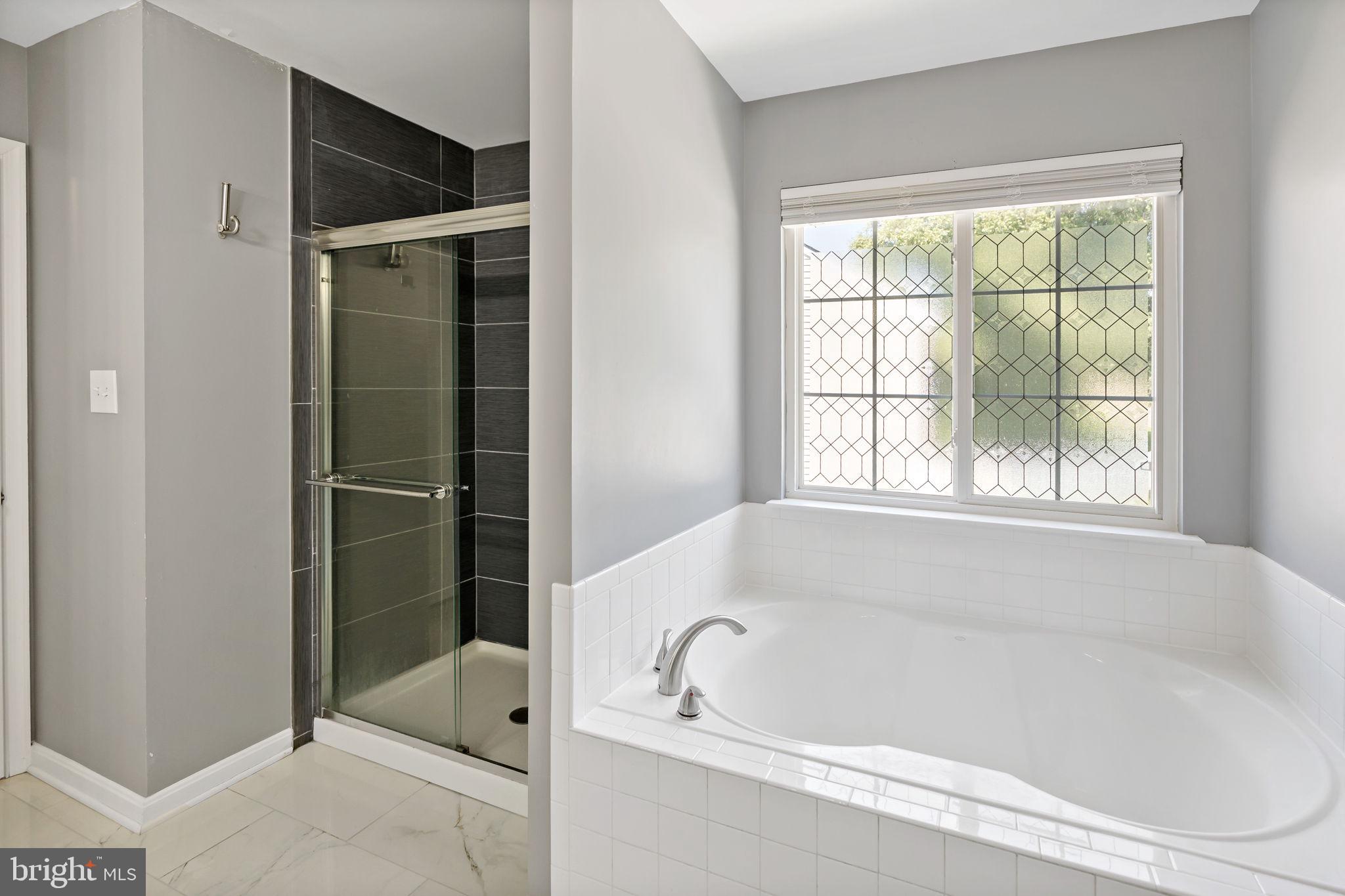 LIBERTY RUN - Residential