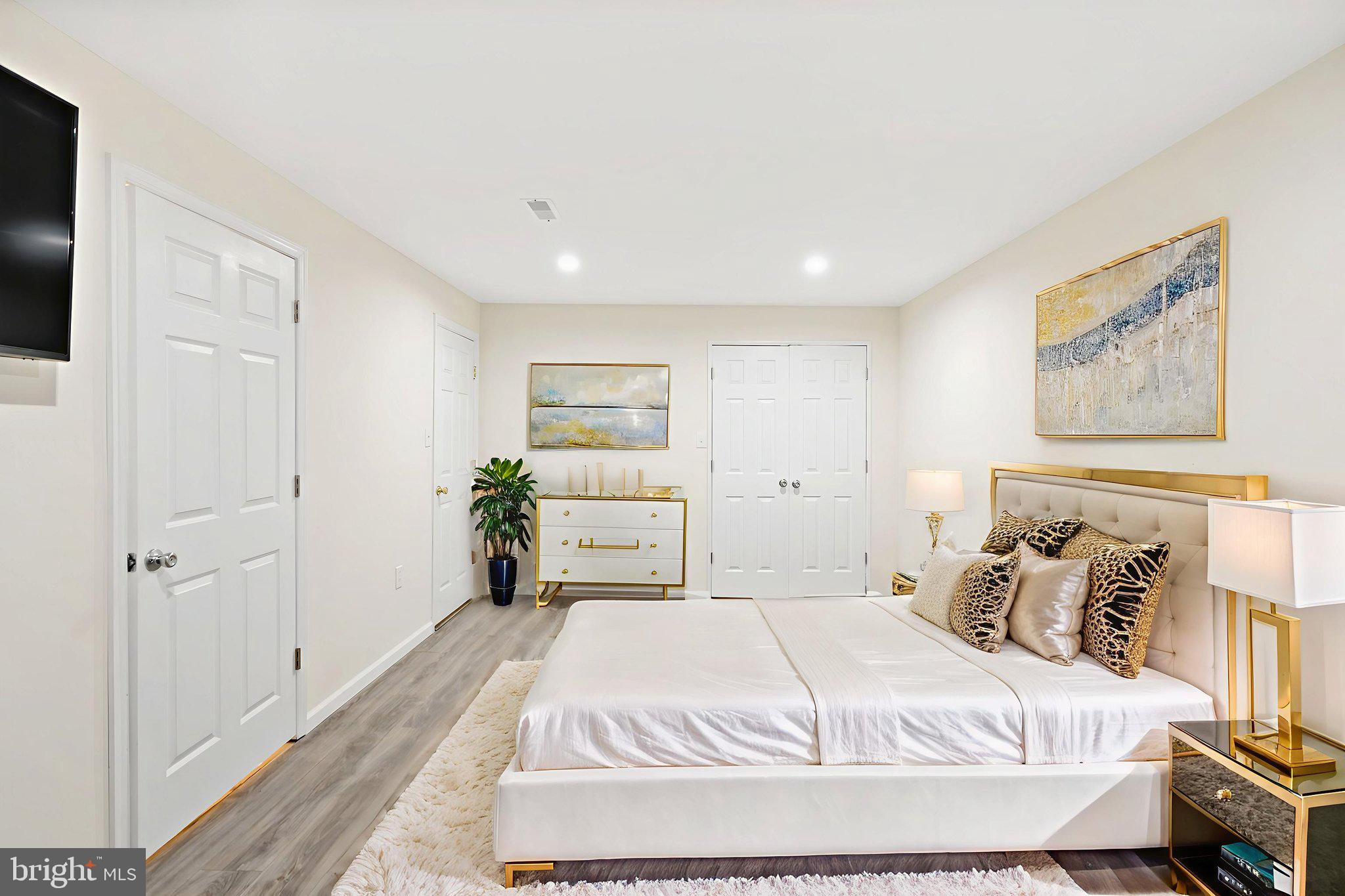 LIBERTY RUN - Residential