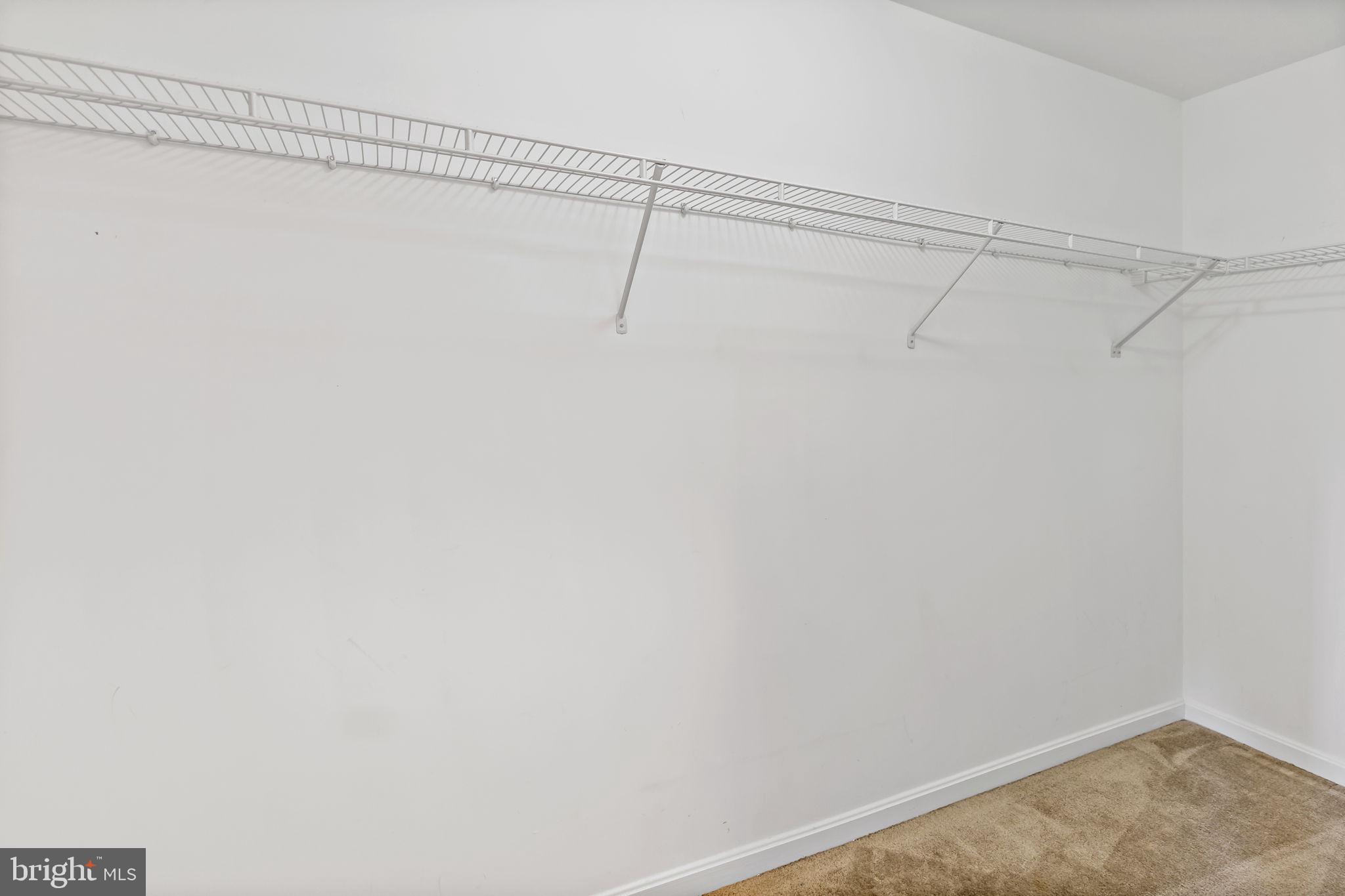 LIBERTY RUN - Residential