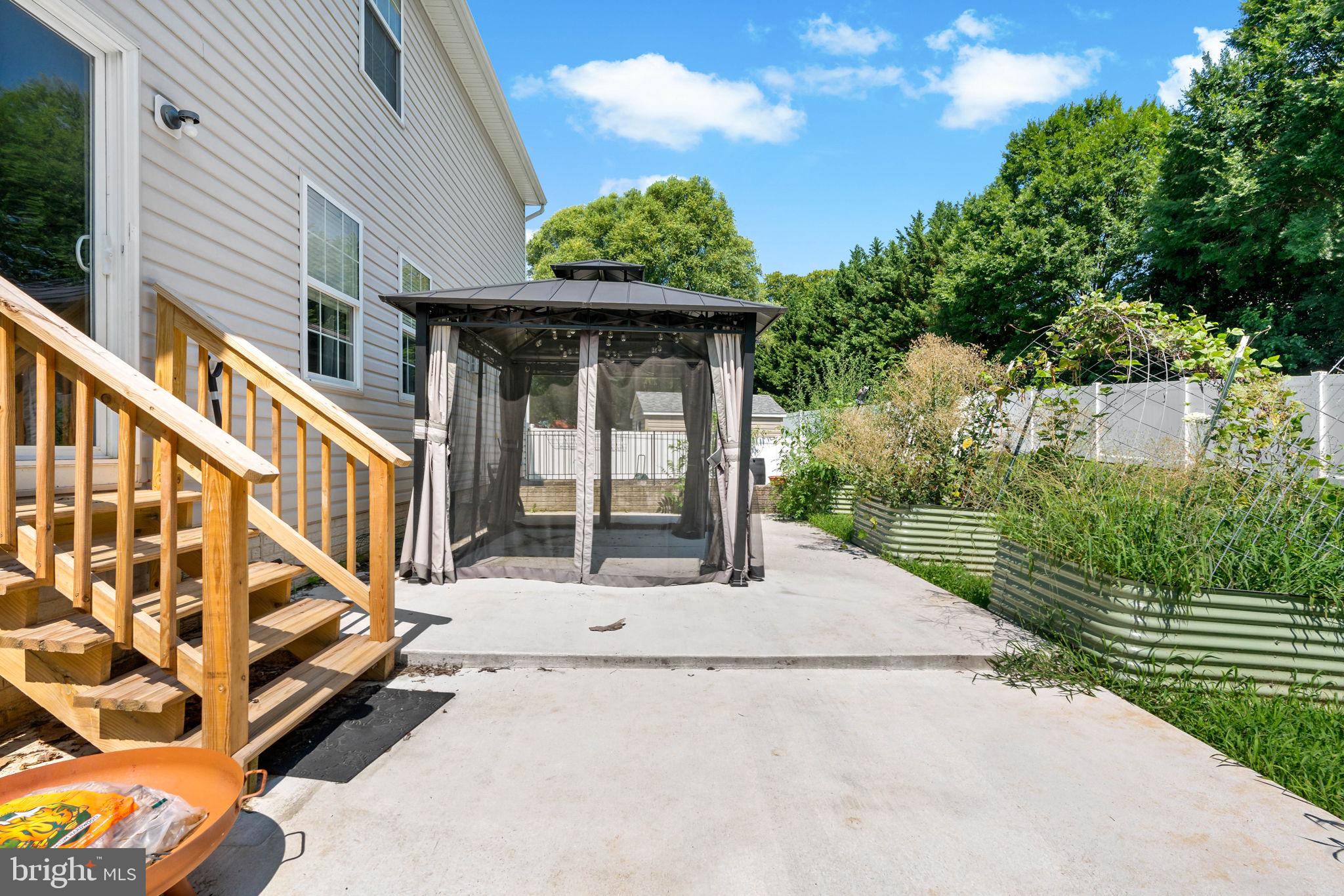 LIBERTY RUN - Residential