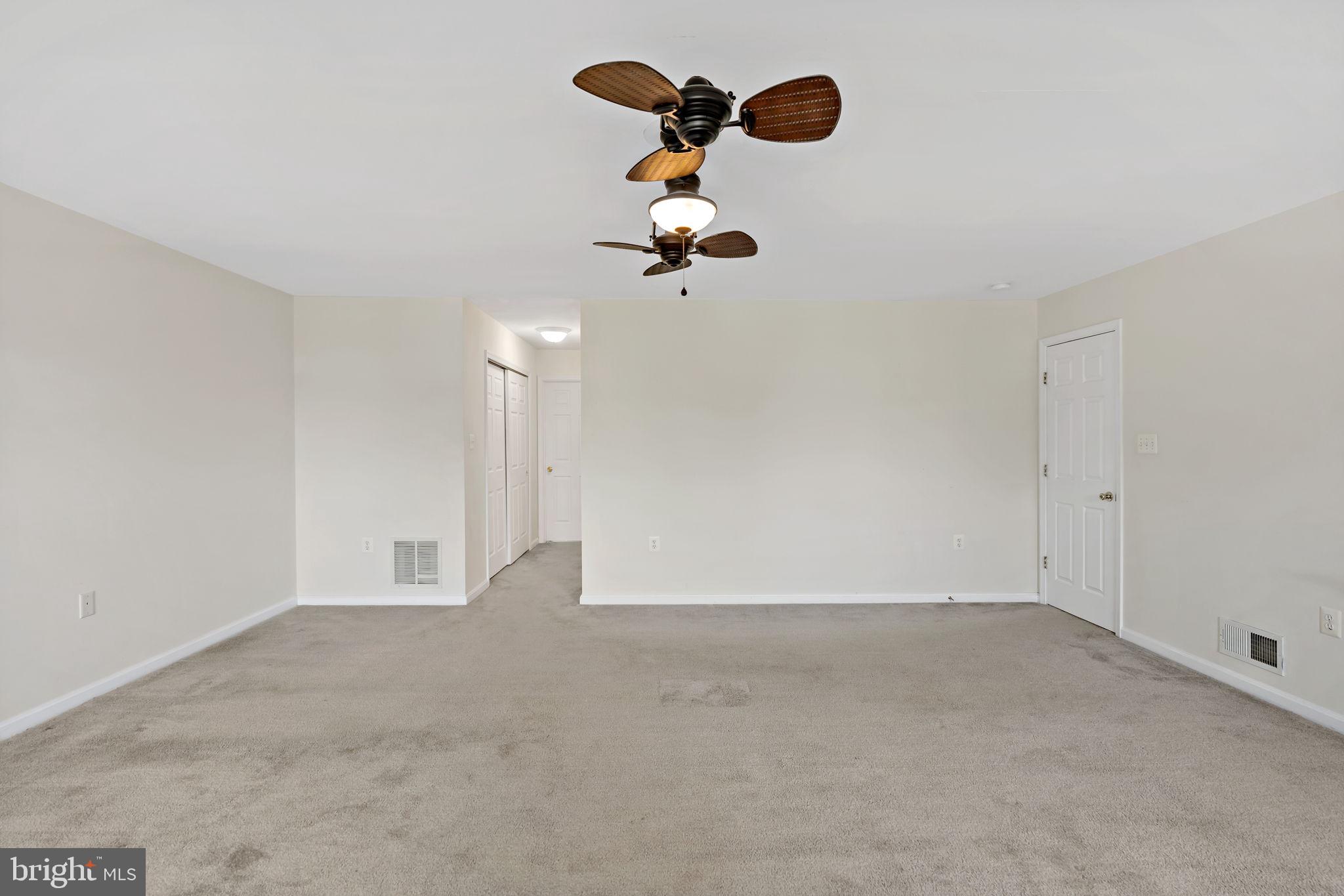 LIBERTY RUN - Residential