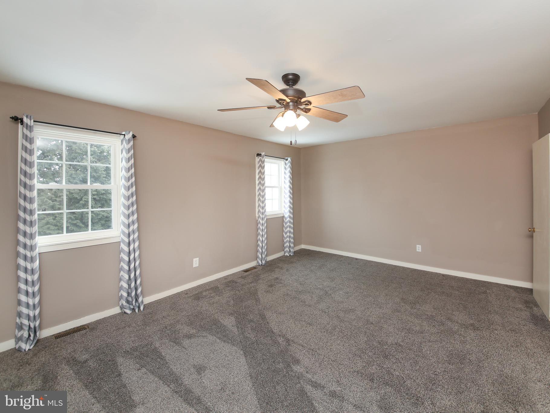 SAW MILL VALLEY - Residential