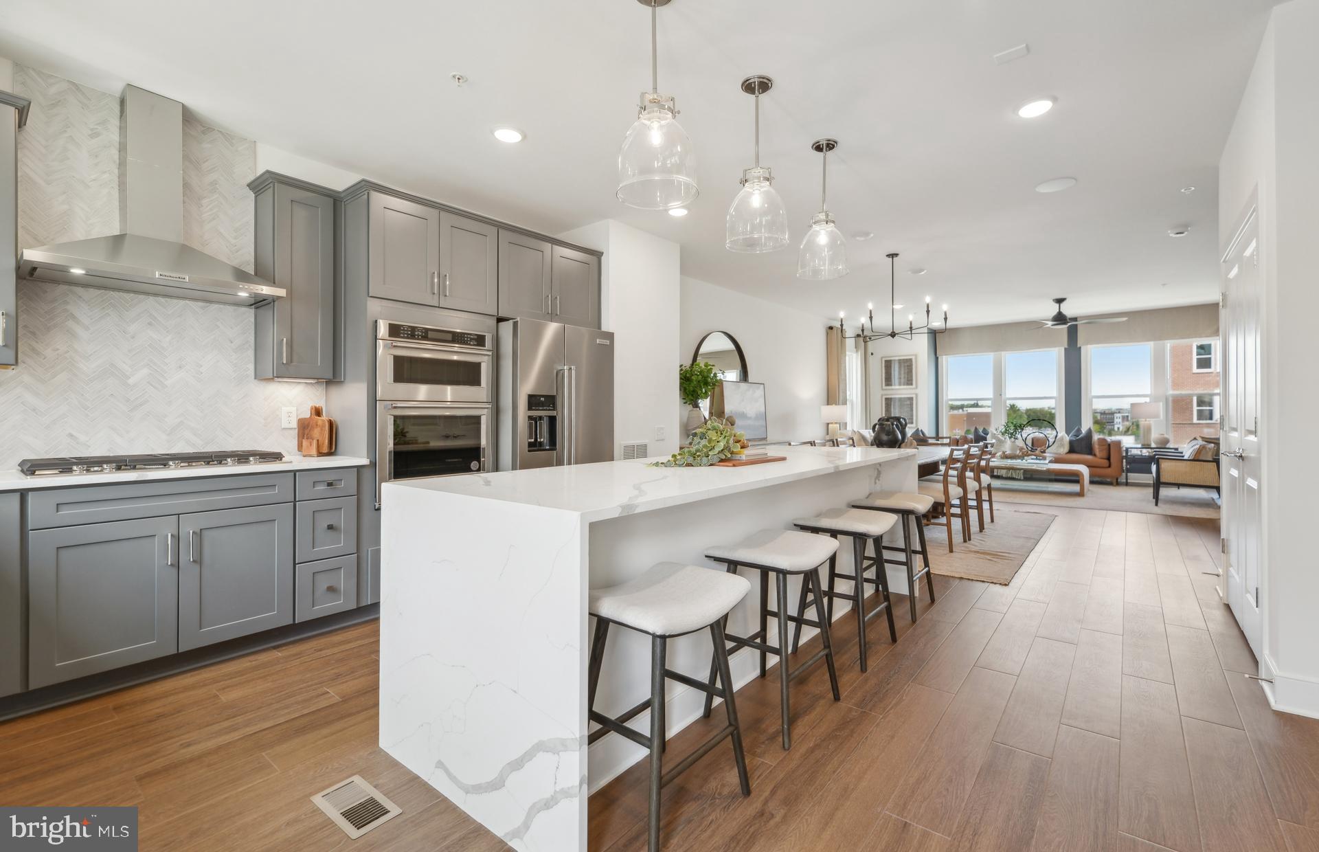 BELMONT OVERLOOK - Residential