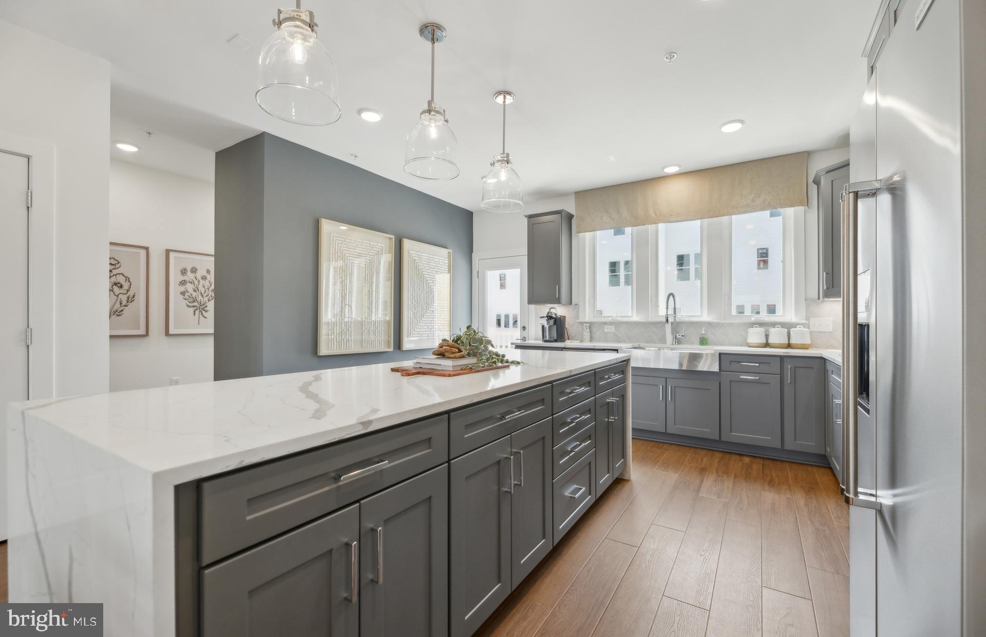 BELMONT OVERLOOK - Residential