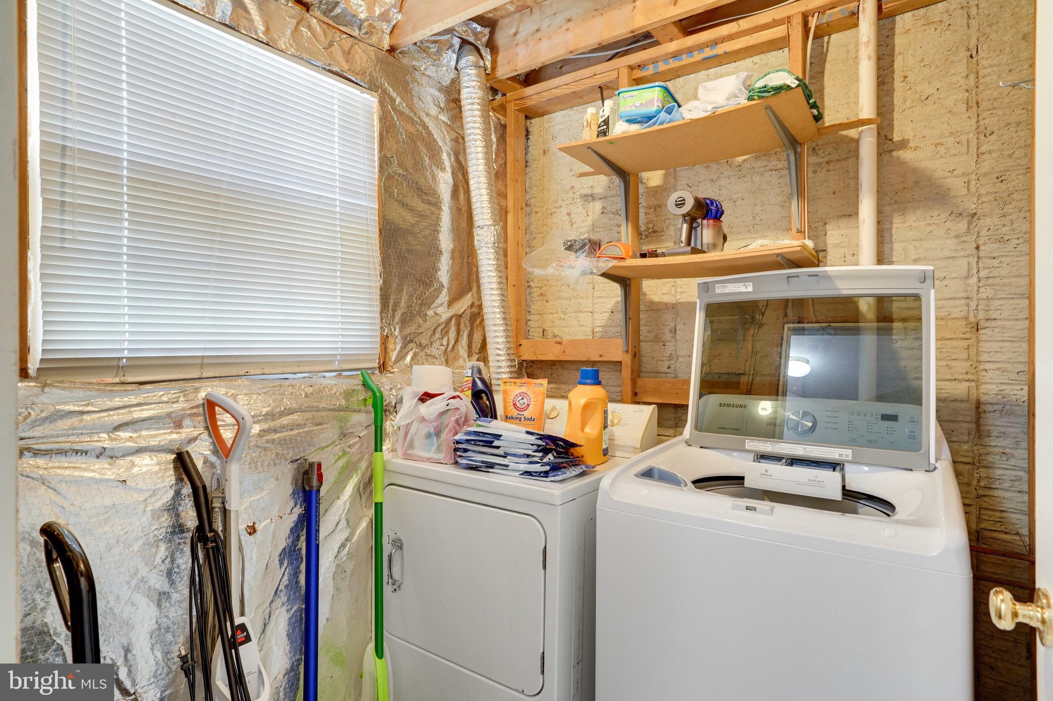 CENTRE RIDGE - Residential Lease