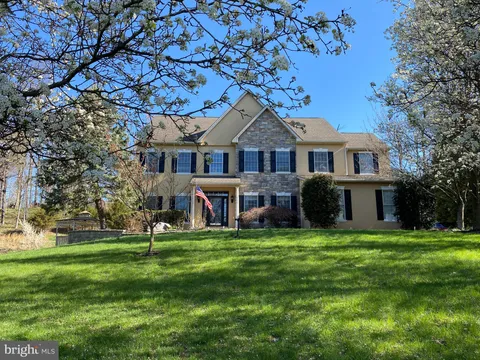 4759 Macgregor Drive, Schwenksville, PA MLS: PAMC2132572