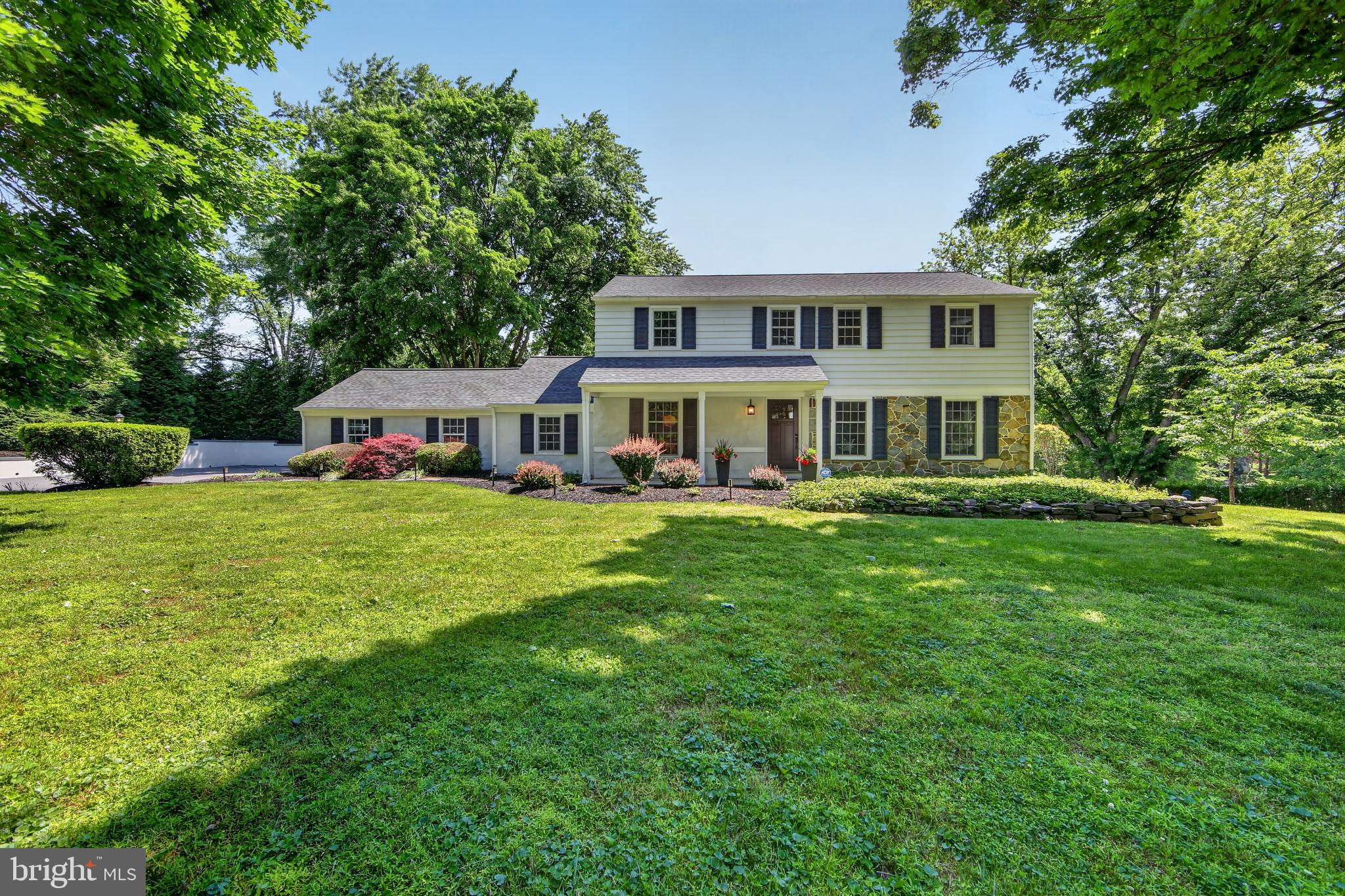 433 BRINTON LAKE ROAD