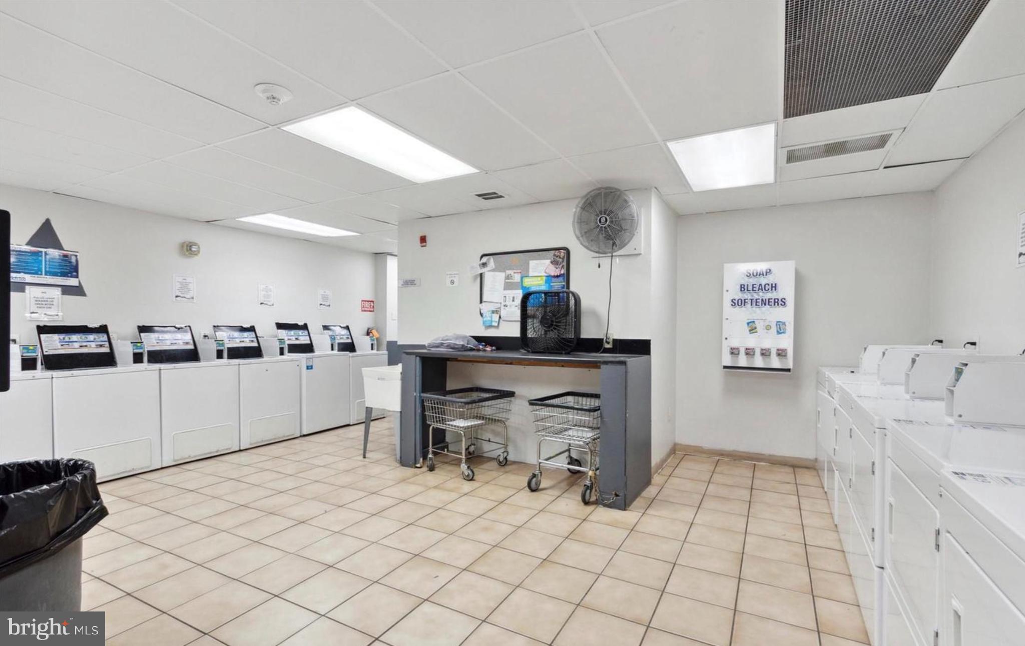 CENTER CITY - Residential Lease