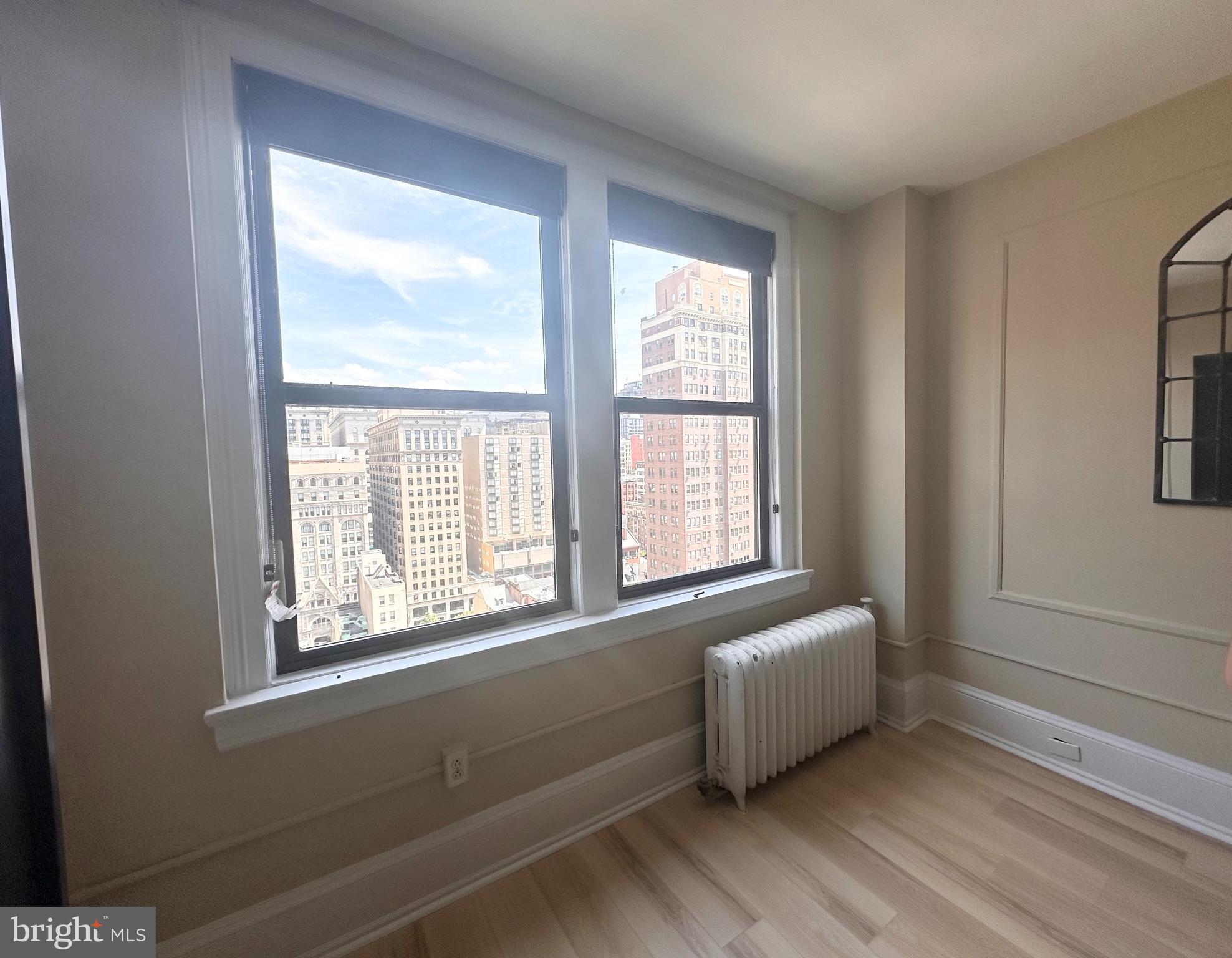 CENTER CITY - Residential Lease