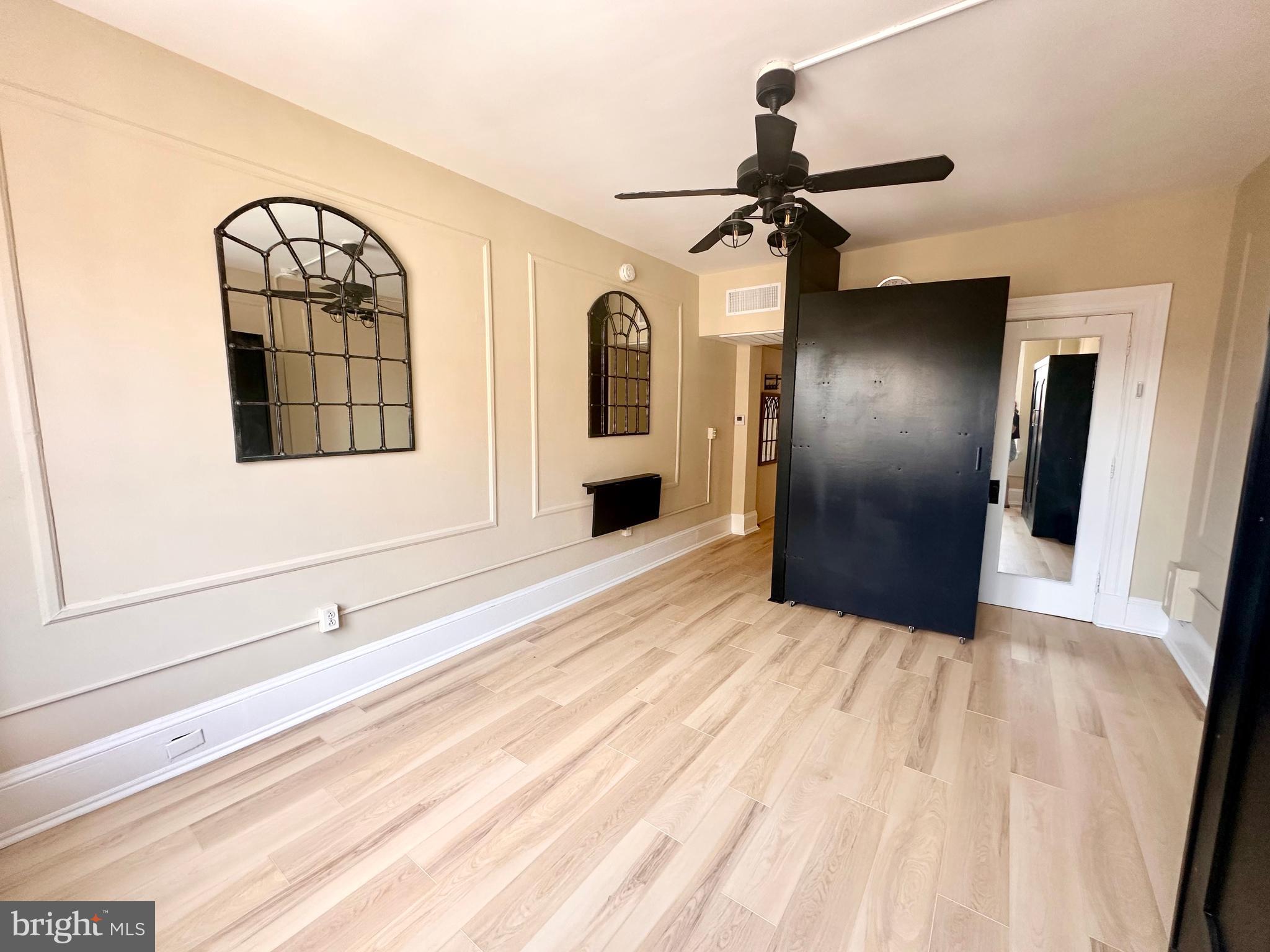 CENTER CITY - Residential Lease