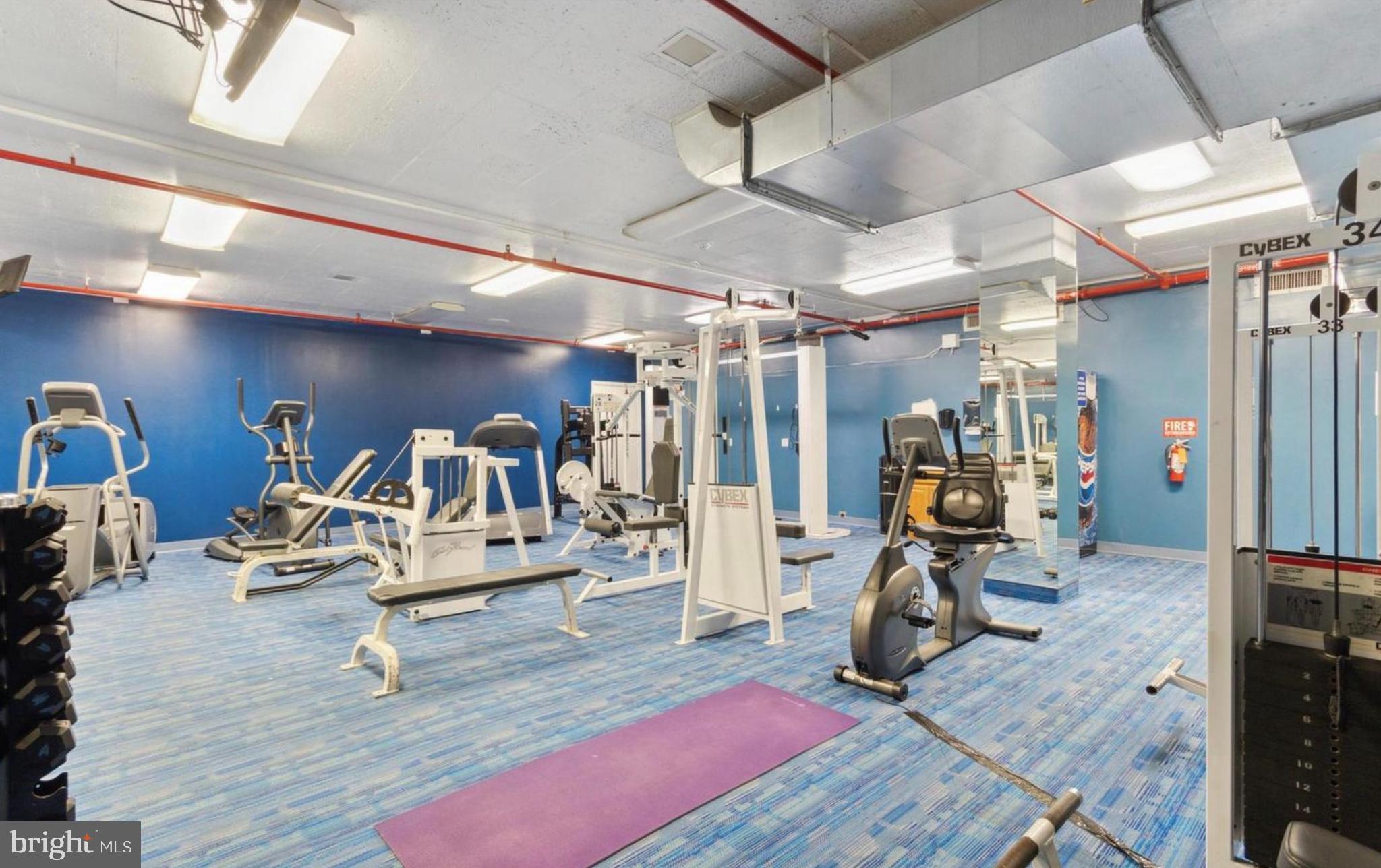 CENTER CITY - Residential Lease