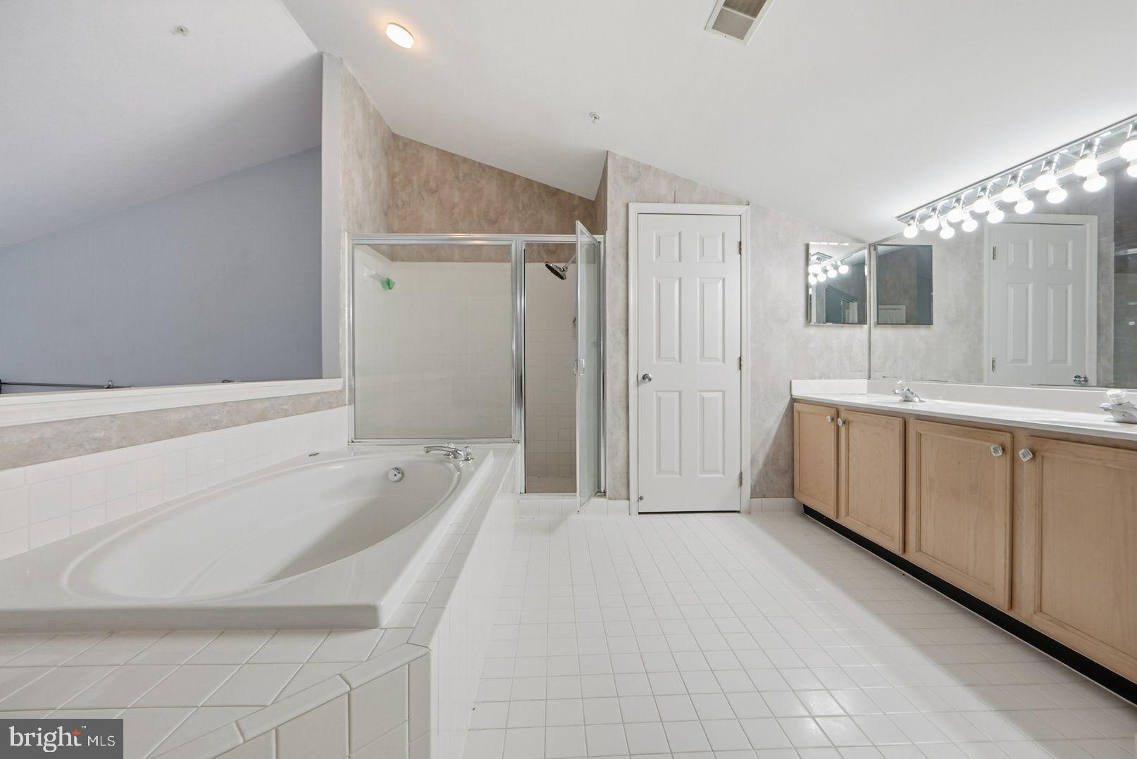 NORTHRIDGE PLAT 26 - Residential