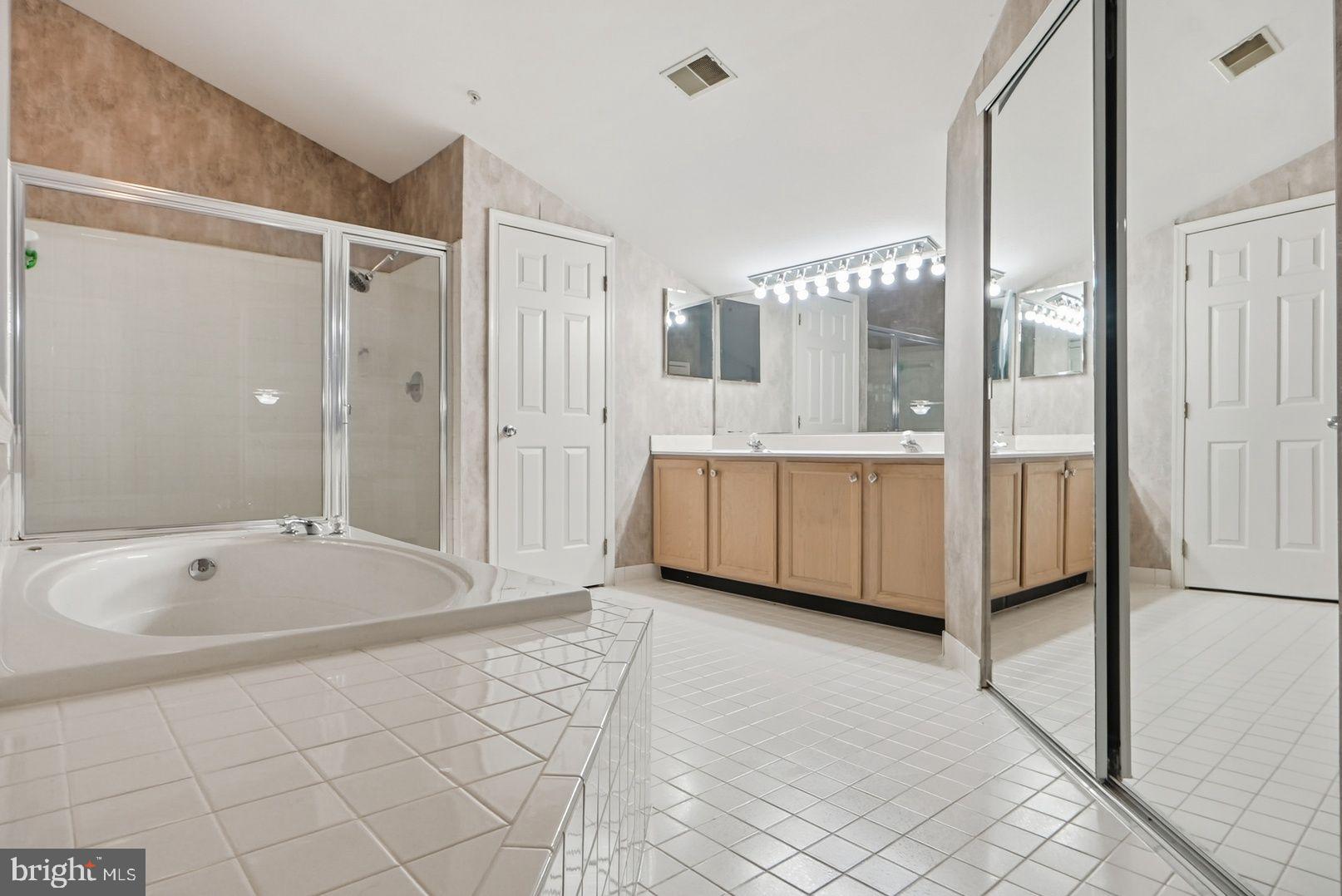 NORTHRIDGE PLAT 26 - Residential