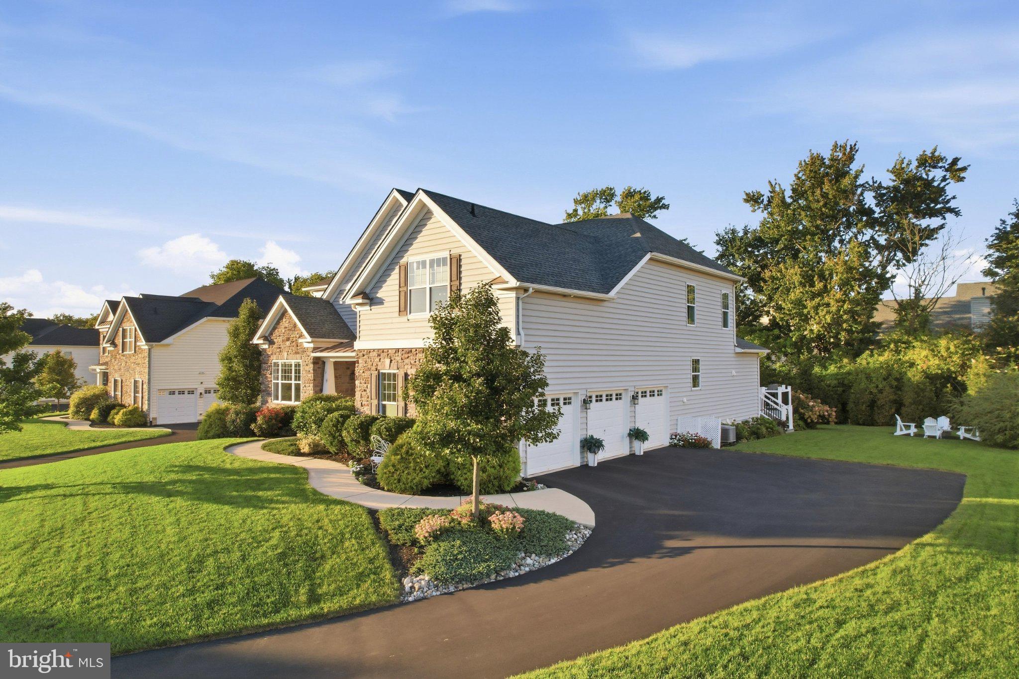 3009 MAGDALENE DRIVE