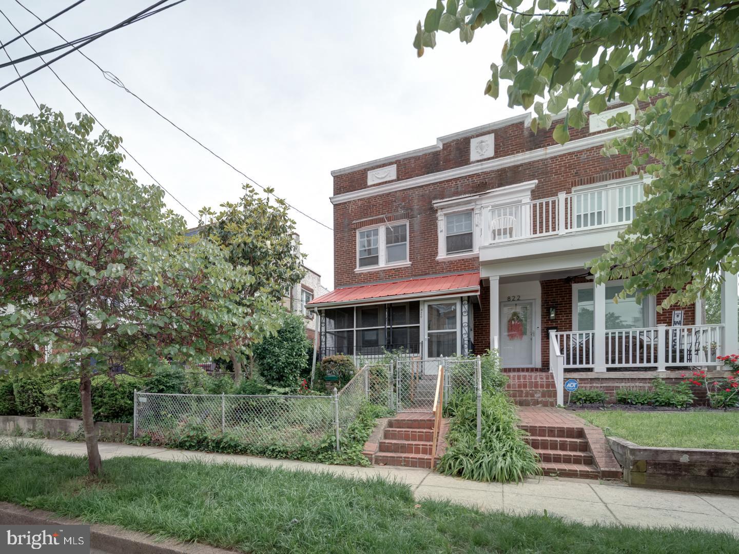 820 TUCKERMAN STREET NW