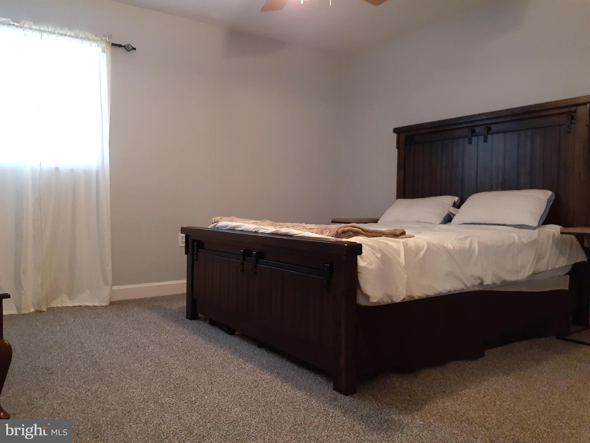 VALLEYWOOD - Residential Lease