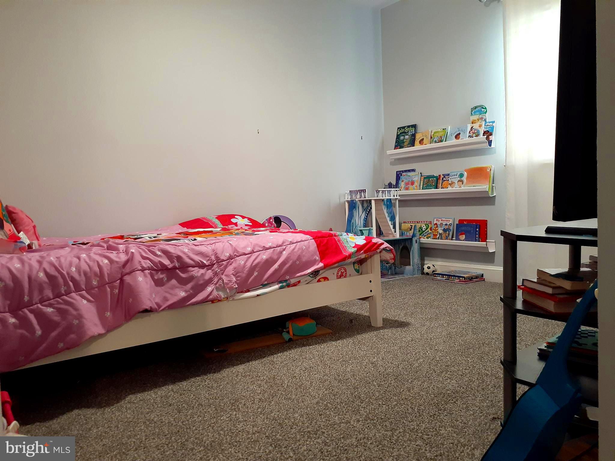 VALLEYWOOD - Residential Lease