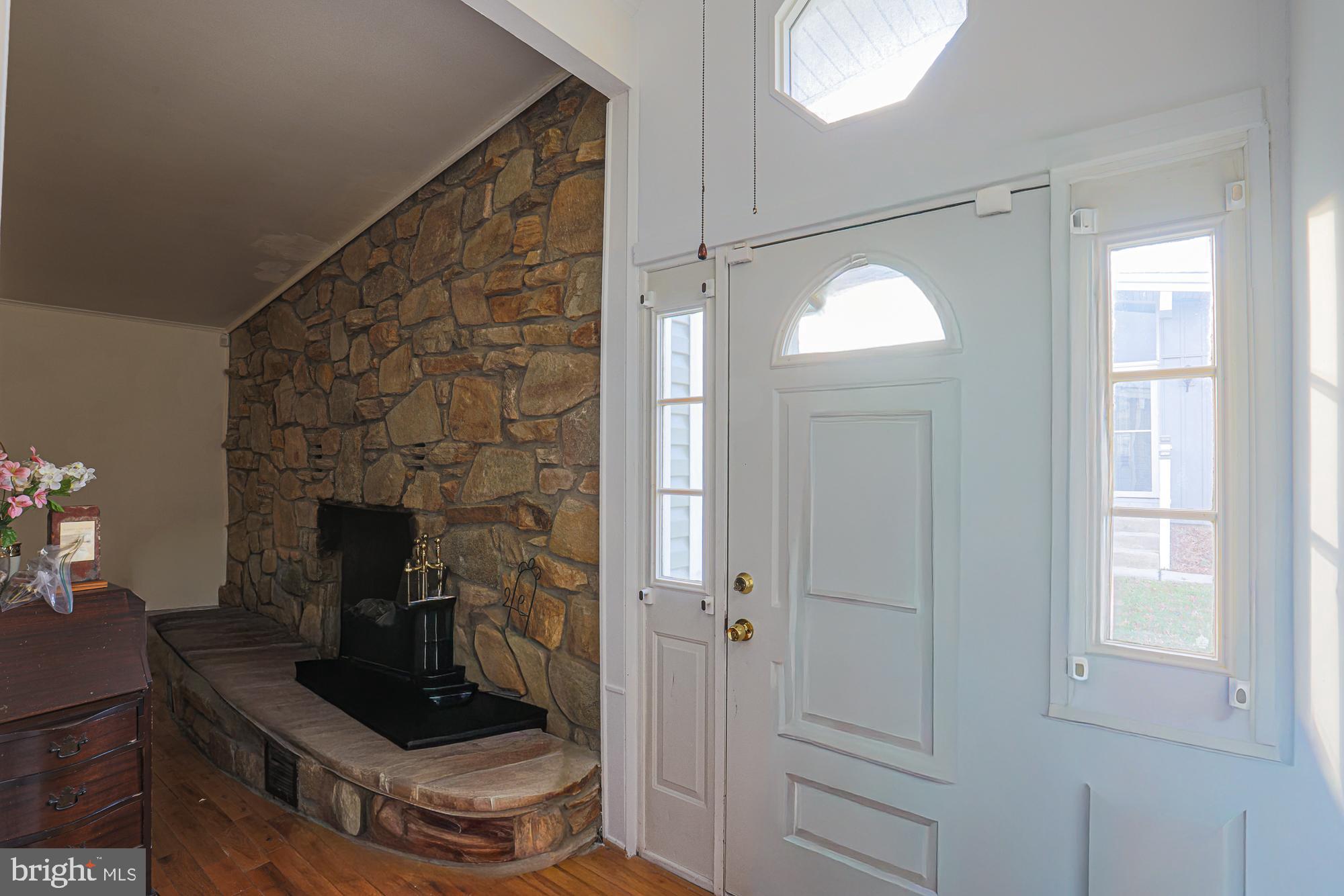 PIKESVILLE - Residential