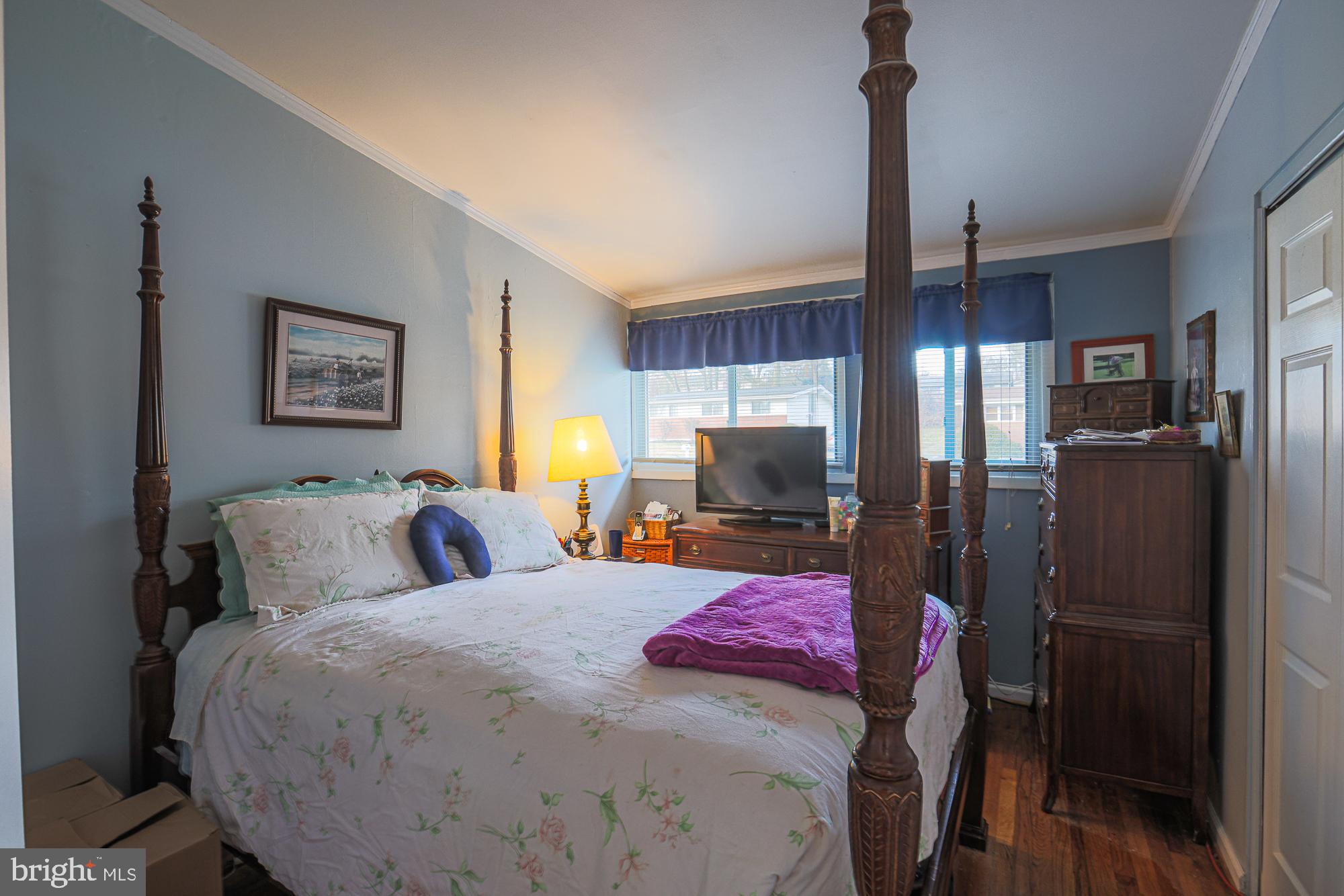 PIKESVILLE - Residential