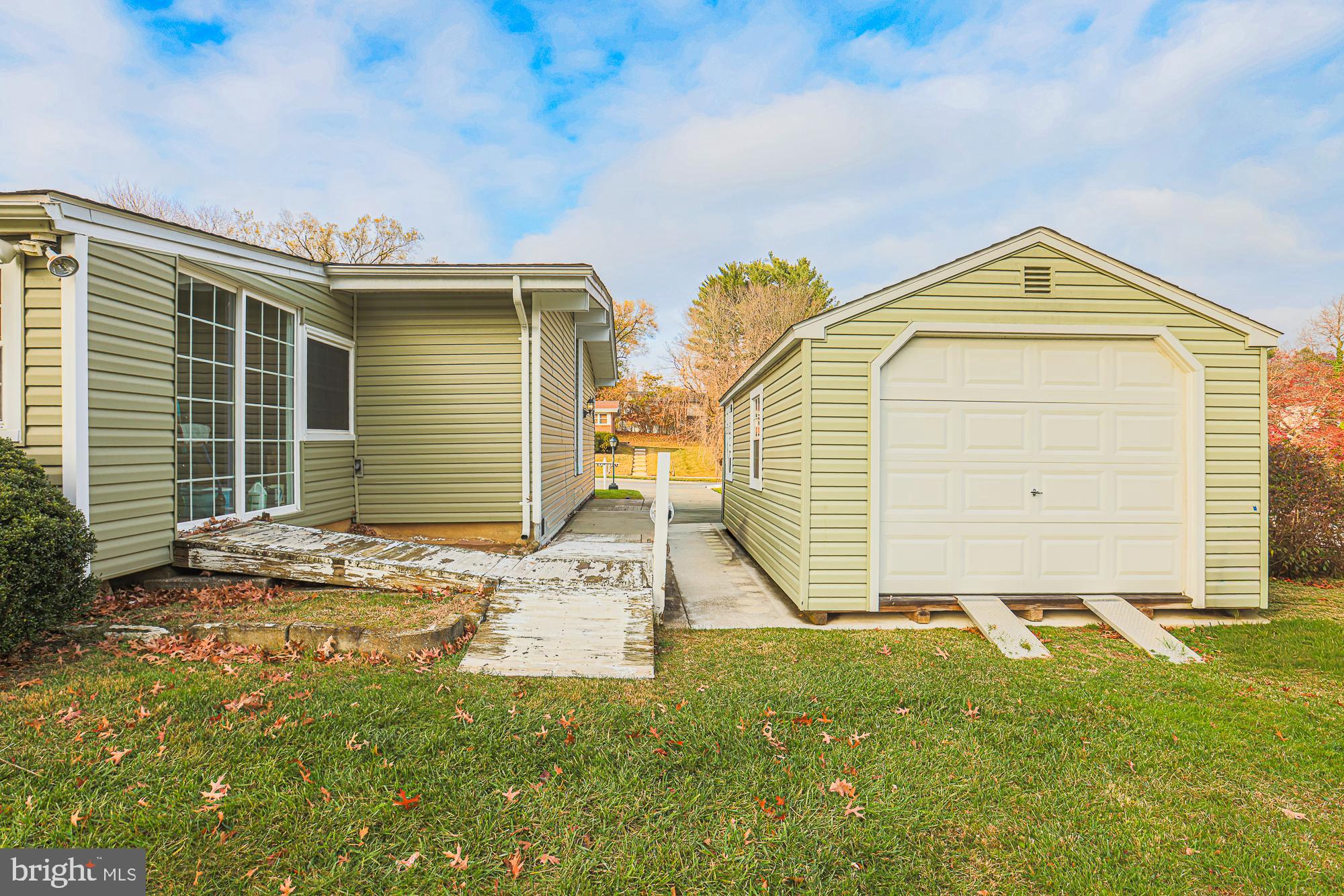 PIKESVILLE - Residential