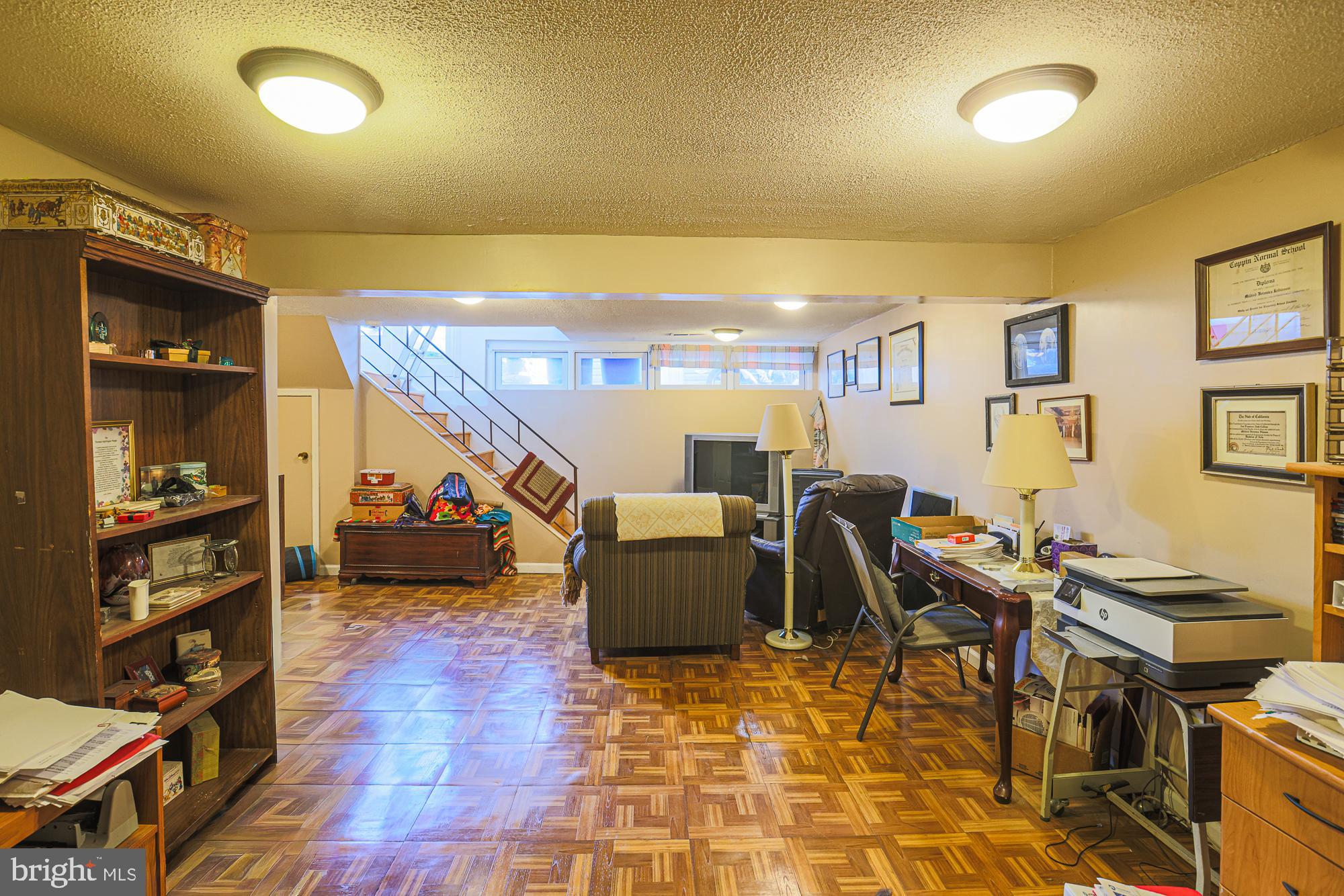 PIKESVILLE - Residential