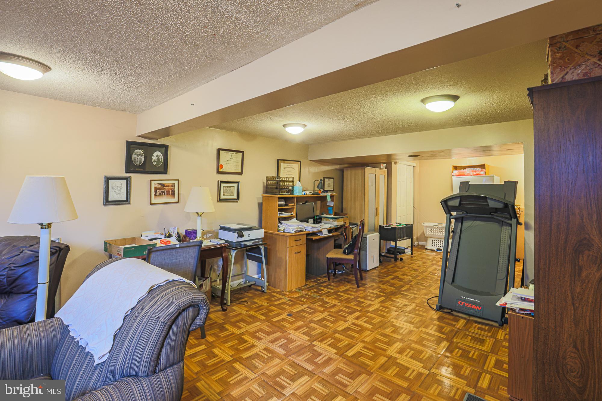 PIKESVILLE - Residential